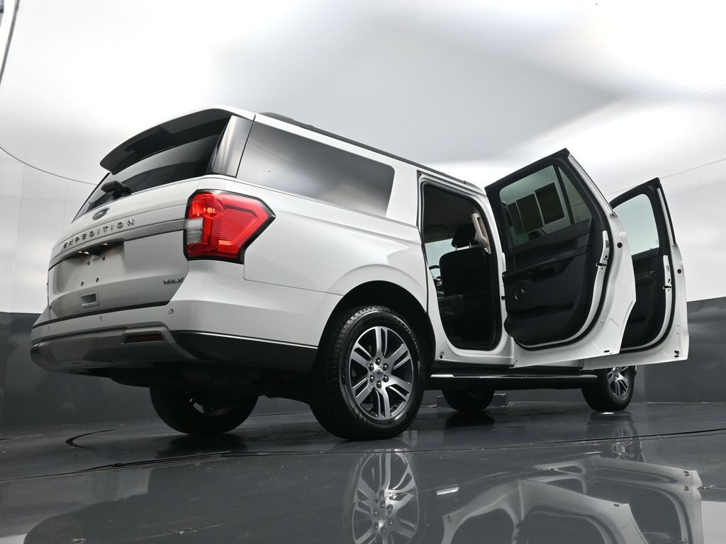 2022 Ford Expedition Max XLT White at River Oaks CDJR