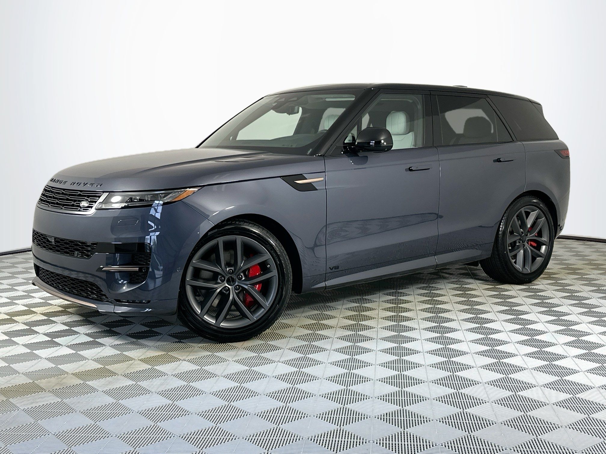 new 2026 Land Rover Range Rover Sport car, priced at $126,665