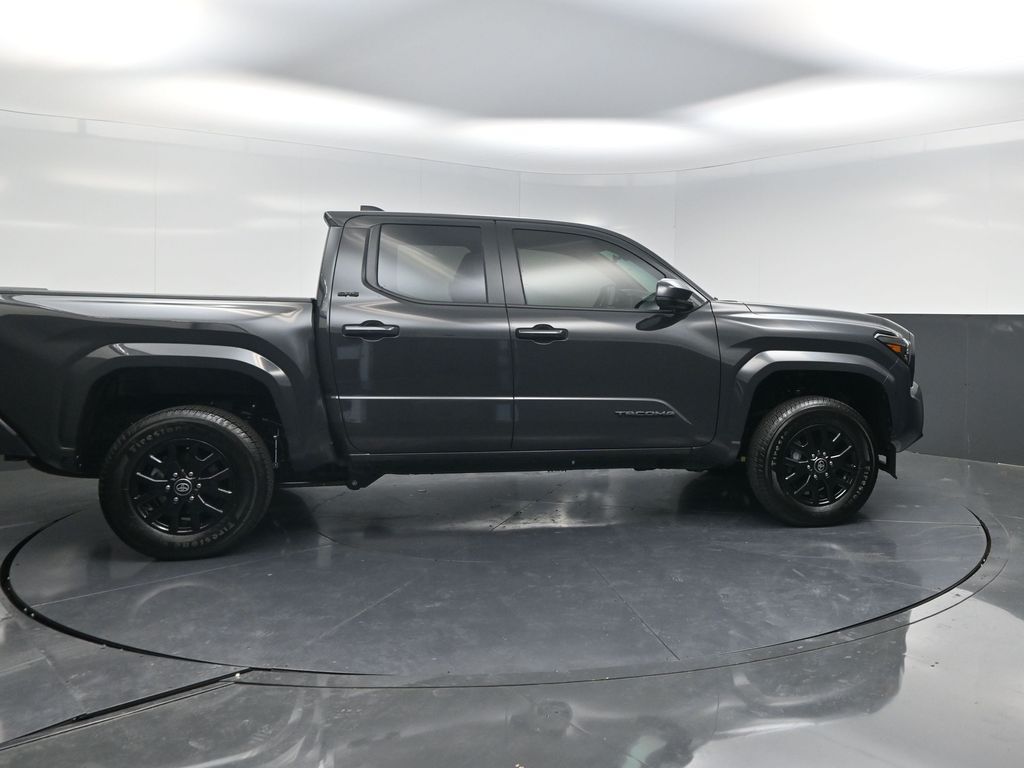 2026 Toyota Tacoma SR5 - 3