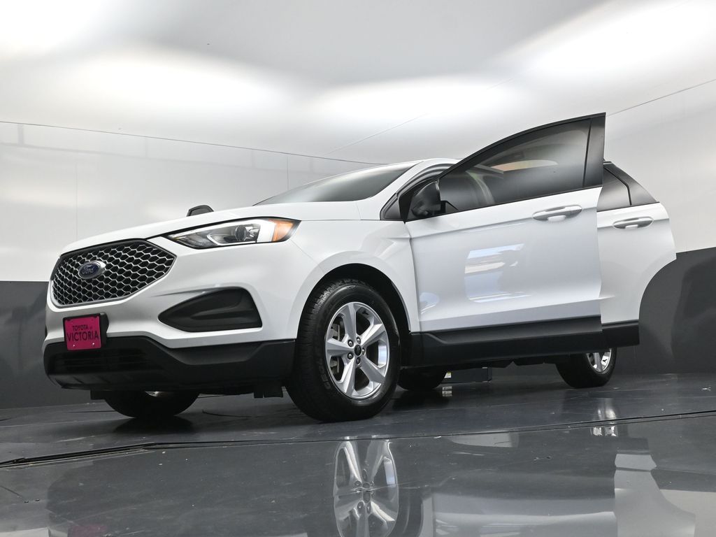 2024 Ford Edge SE White at DeMontrond Ford