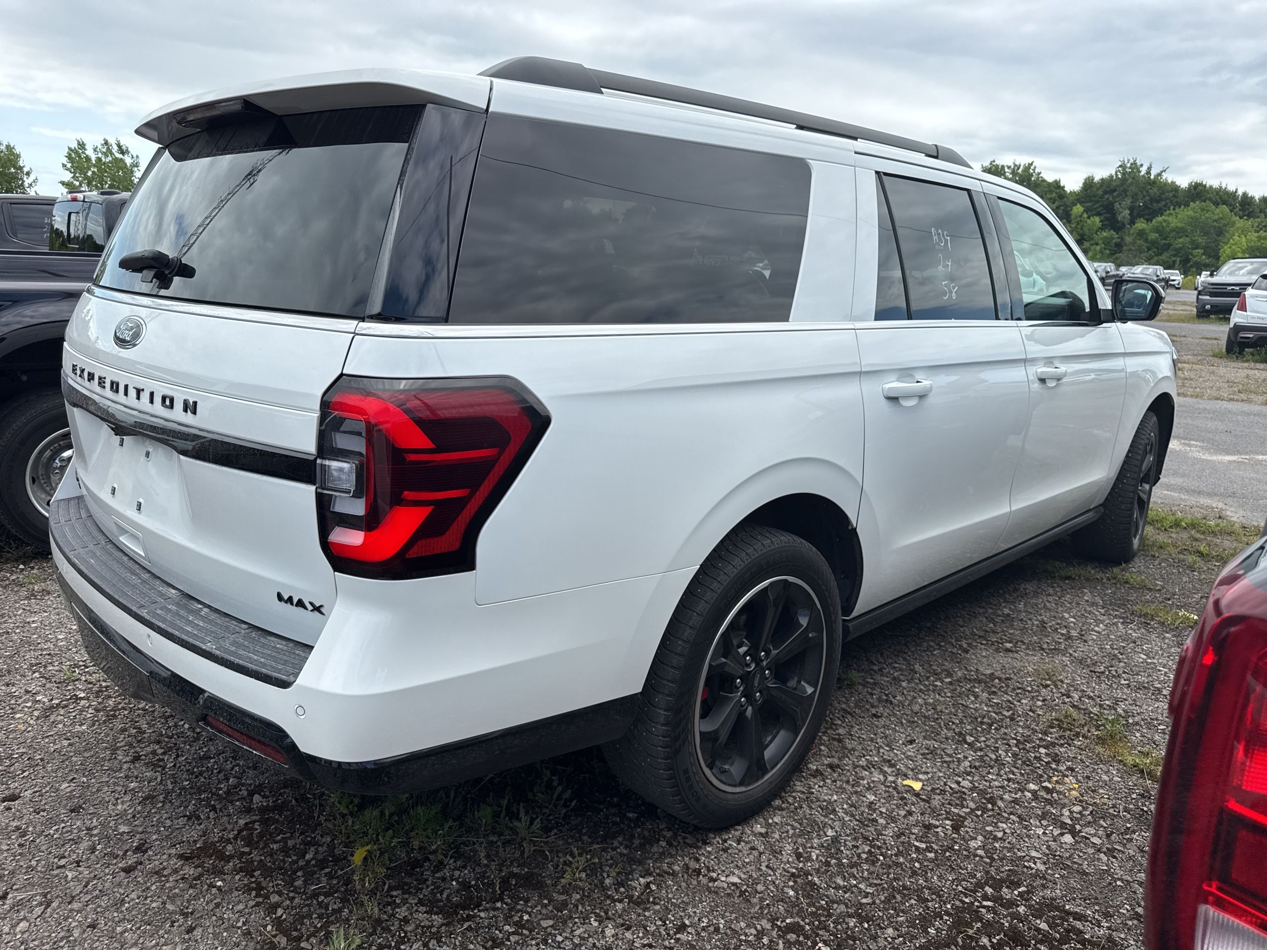 Used 2024 Ford Expedition Max Limited