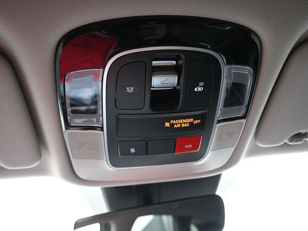 2023 Hyundai Tucson Limited White at DeMontrond Gulf Freeway