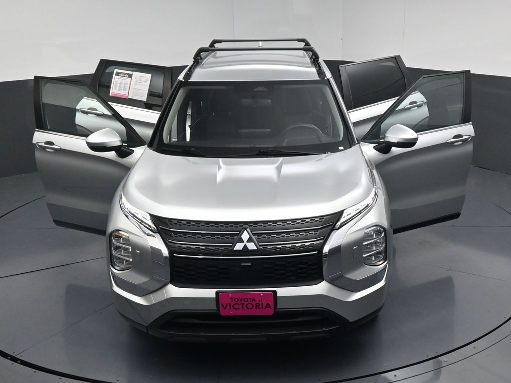 2022 Mitsubishi Outlander ES Silver at Emmons Autoplex