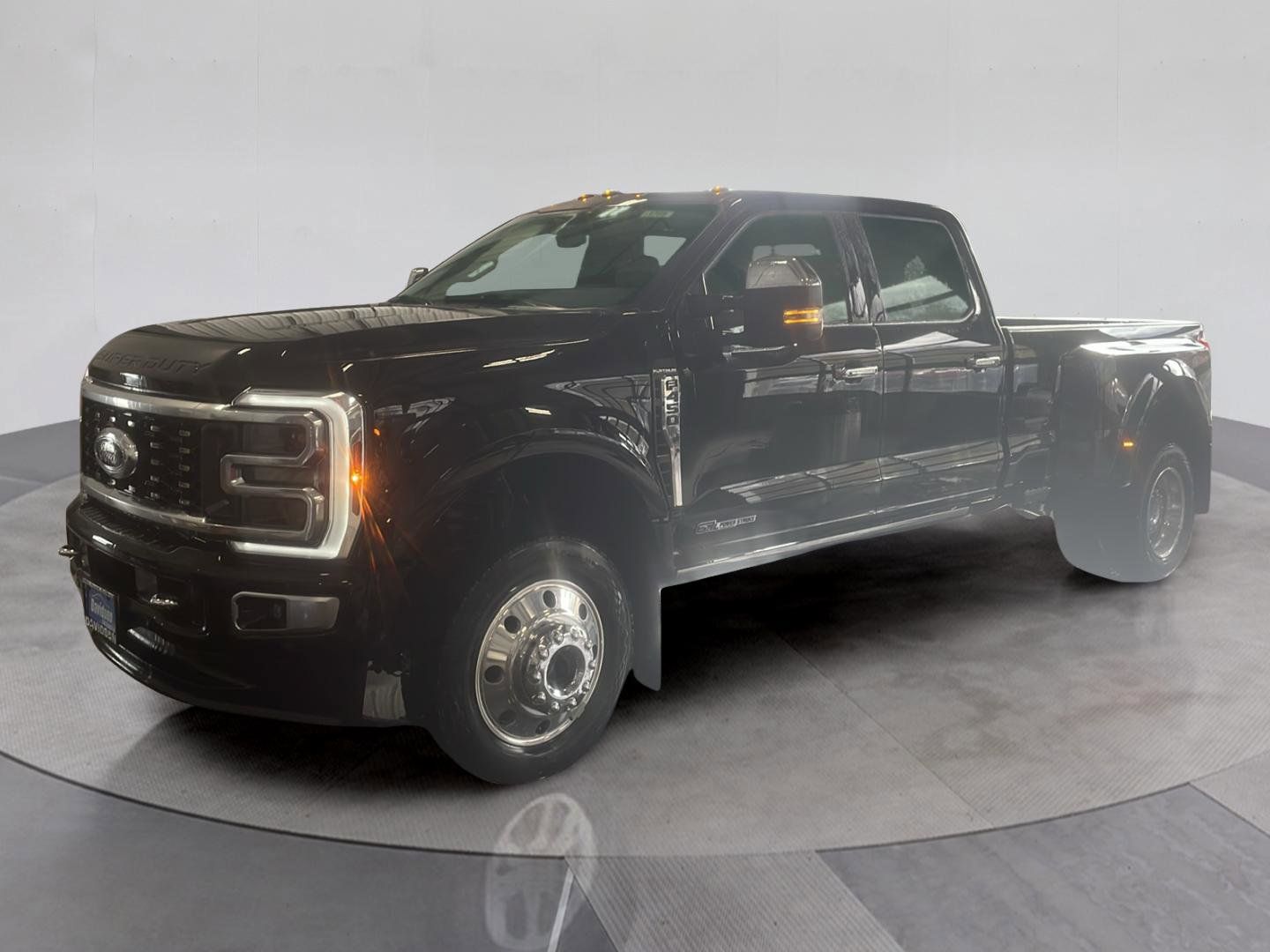 2024 Ford F-450SD Platinum
