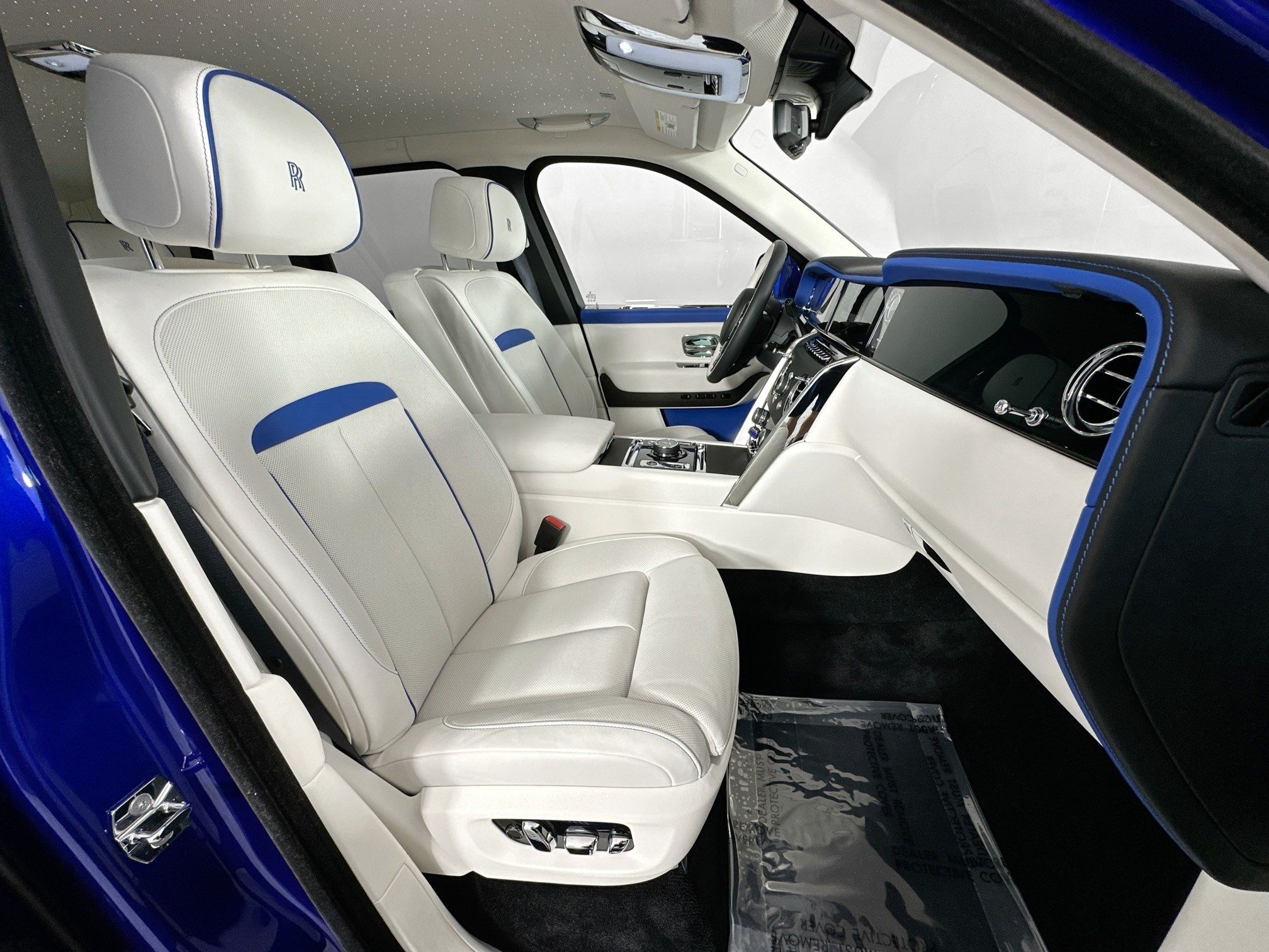 used 2025 Rolls-Royce Cullinan car, priced at $467,575