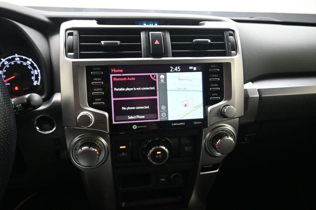 2023 Toyota 4Runner SR5 Premium - 8