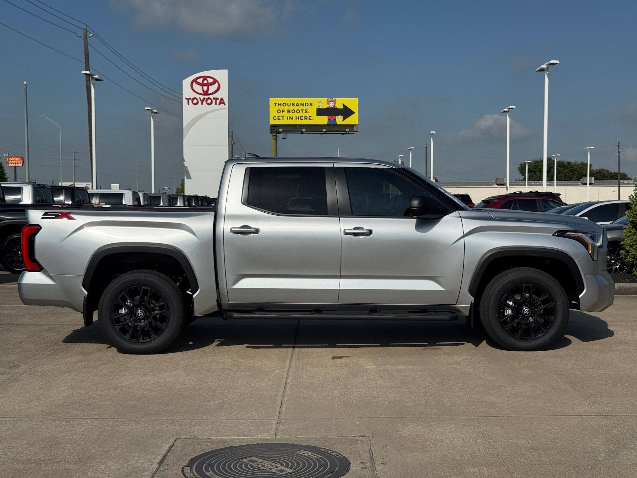 2026 Toyota Tundra SR5 - 9
