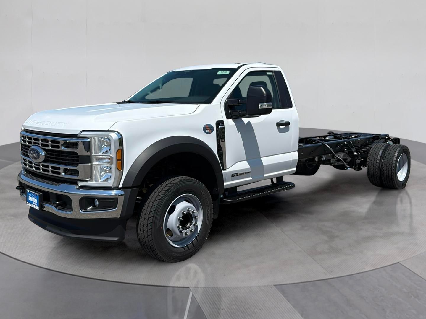 2025 Ford F-600SD 