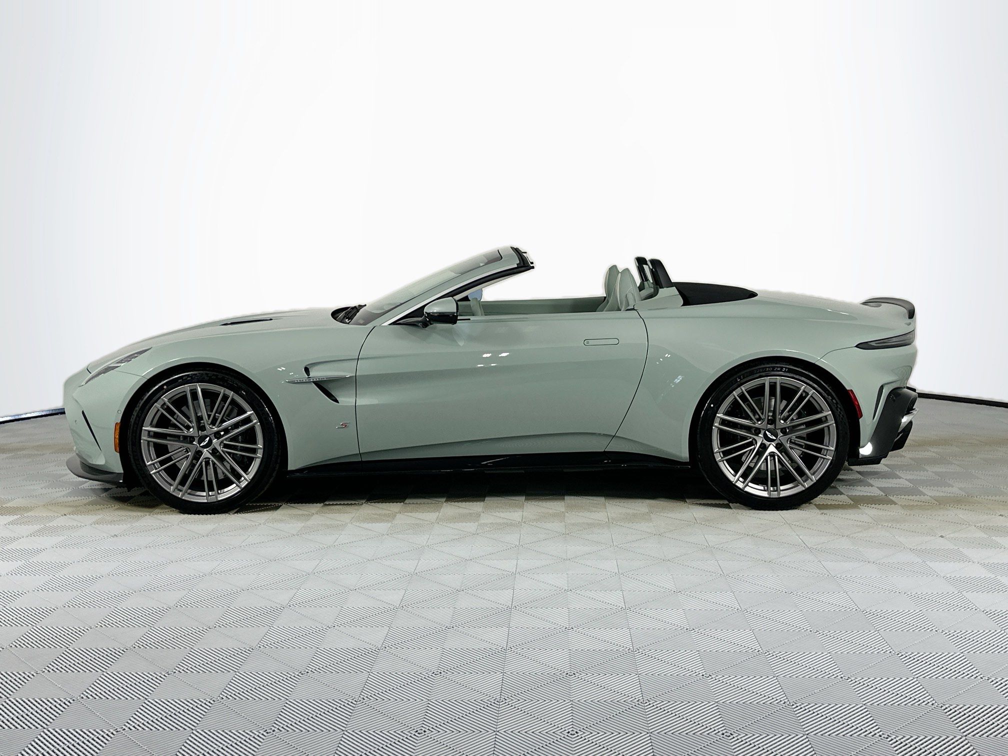 new 2026 Aston Martin Vantage car, priced at $263,700