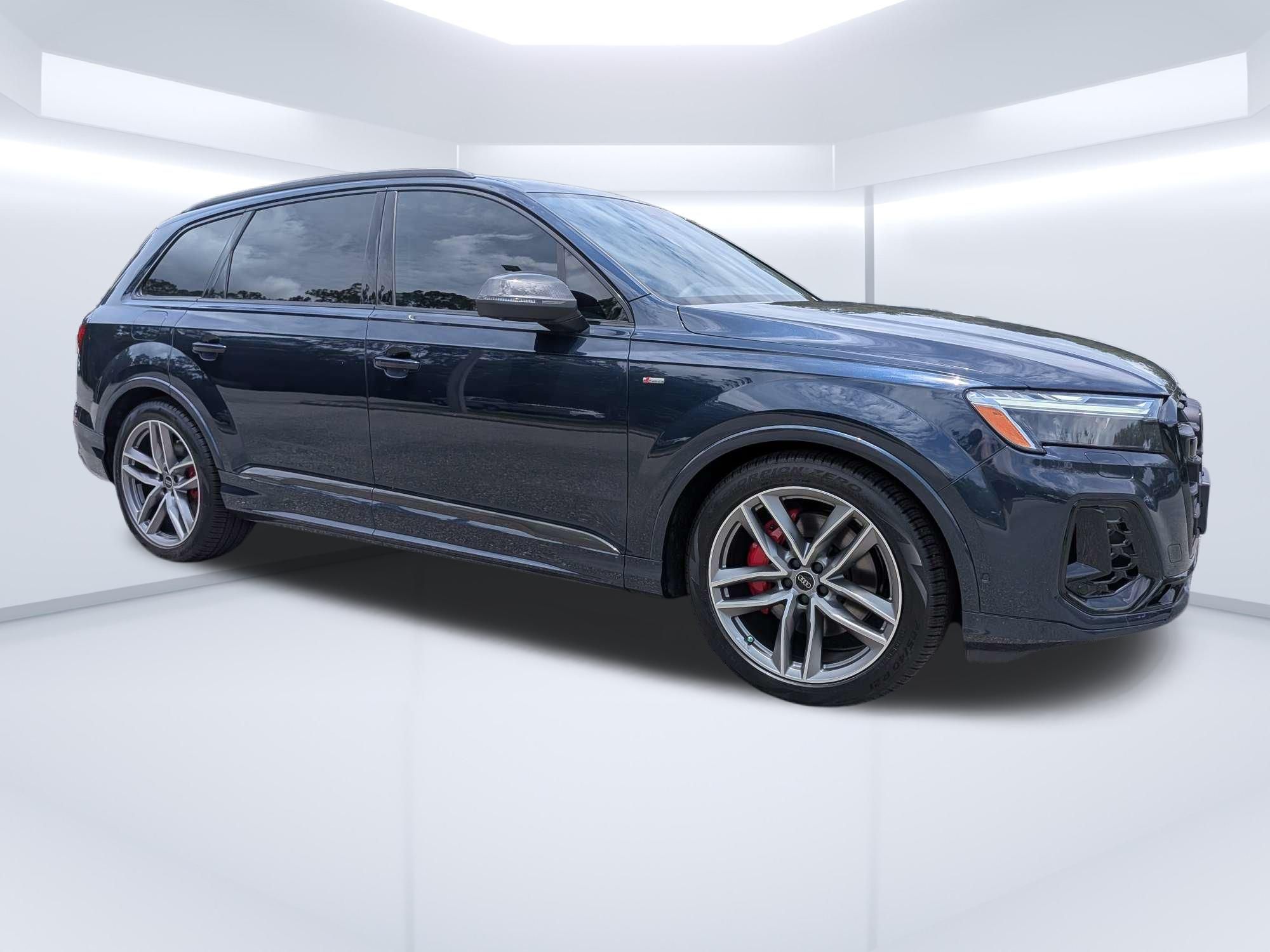 Waitomo Blue Metallic 2026 Audi Q7 SUV / Crossover All-Wheel Drive 8-Speed Automatic