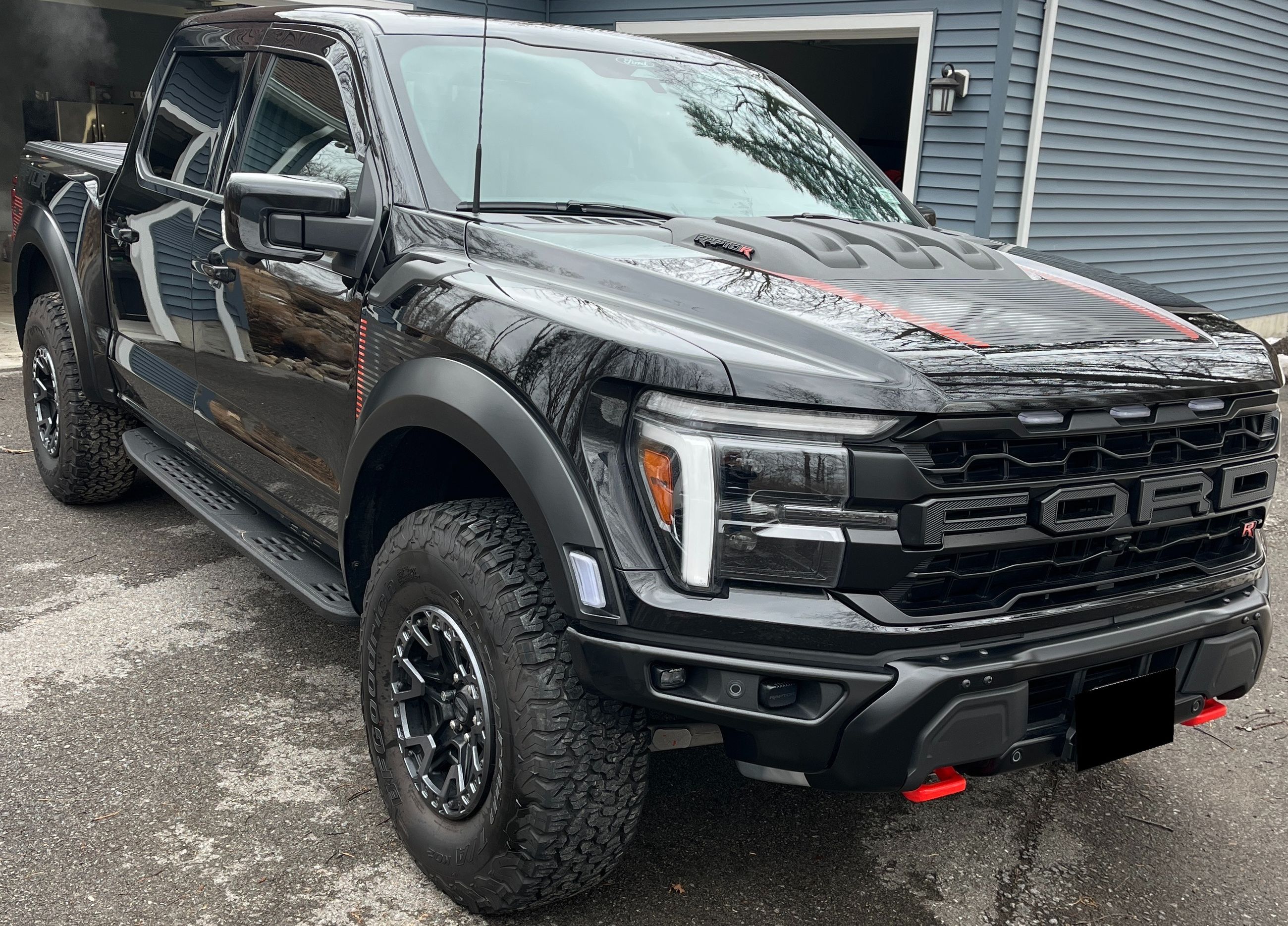 2025 Ford F-150 Raptor SuperCrew 4WD