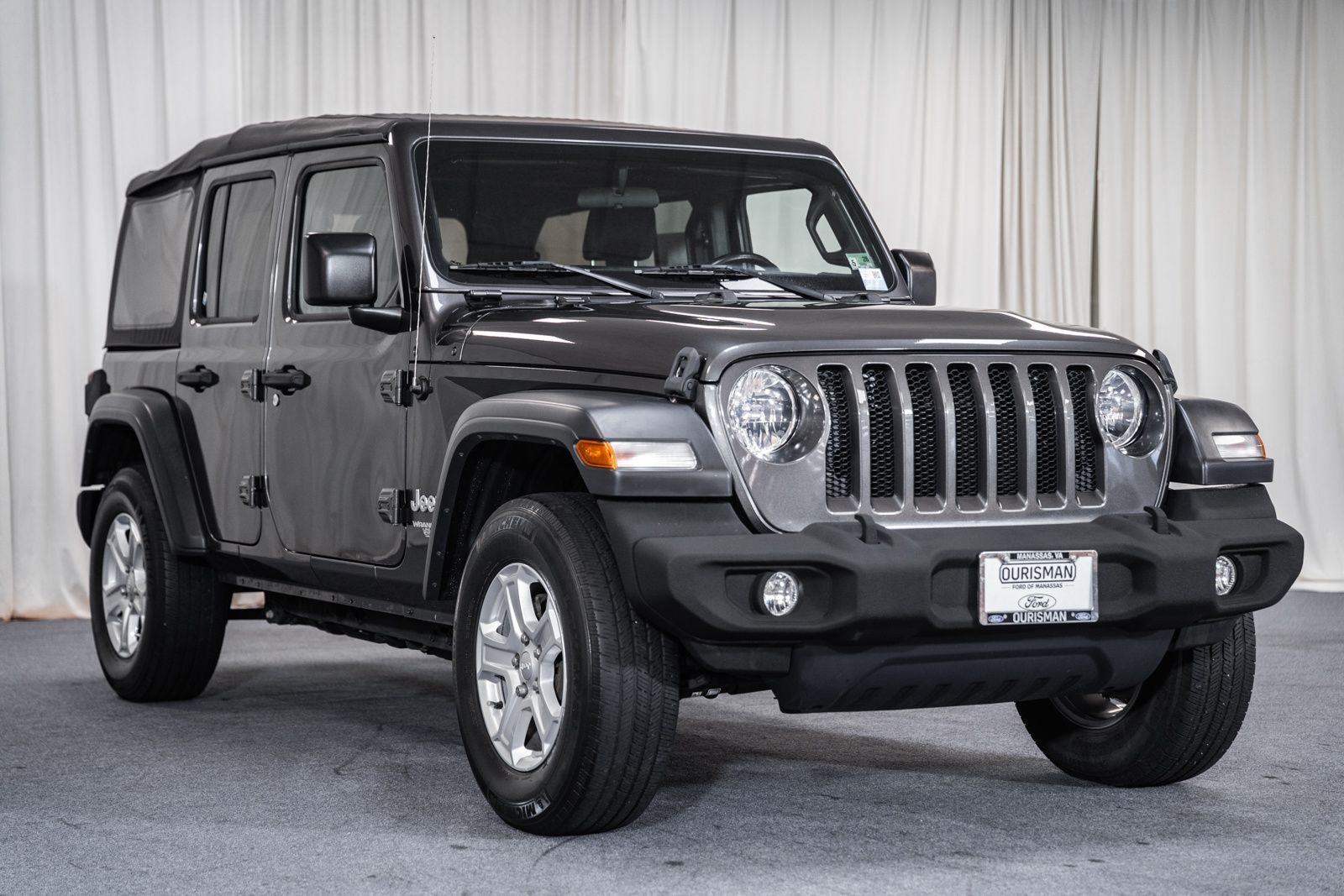 Gray (Granite Crystal Metallic Clearcoat) 2019 Jeep Wrangler Unlimited Sport S 4WD SUV / Crossover Four-Wheel Drive 6-Speed Manual