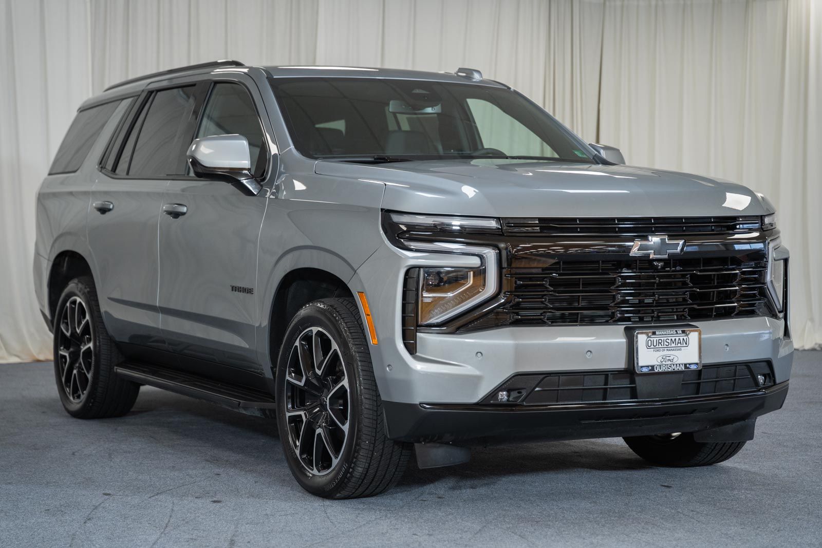 Sterling Gray Metallic 2026 Chevrolet Tahoe SUV / Crossover Four-Wheel Drive