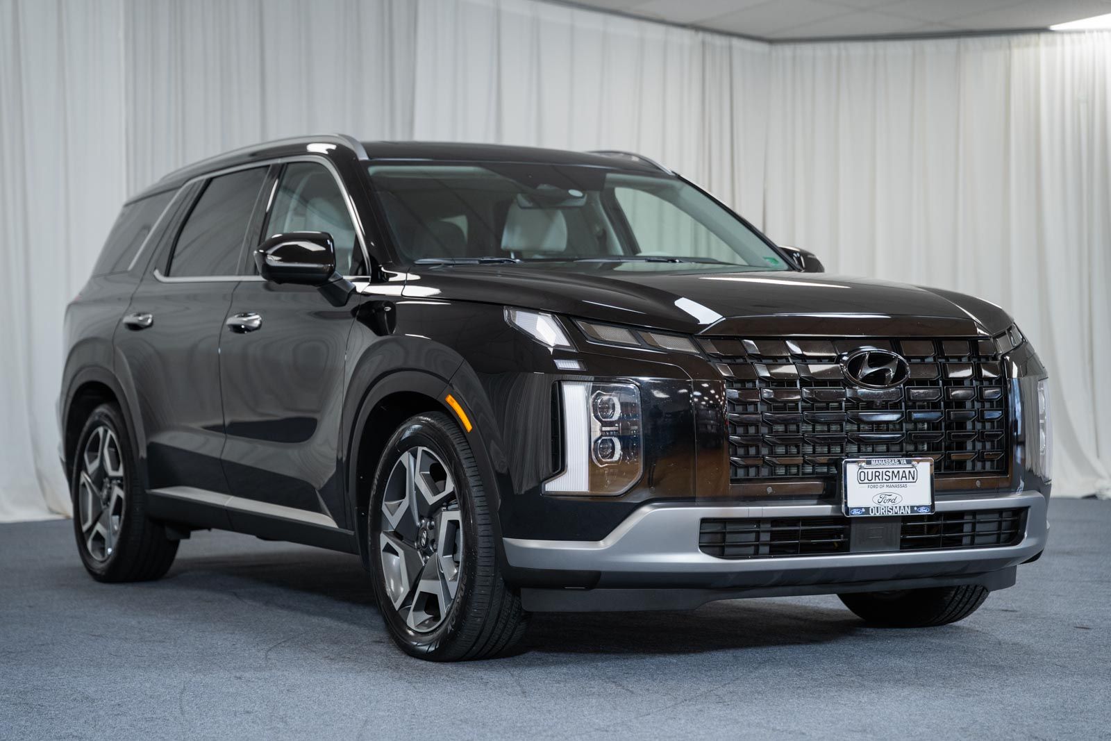 Abyss Black Pearl 2024 Hyundai Palisade SUV / Crossover All-Wheel Drive 8-Speed Automatic