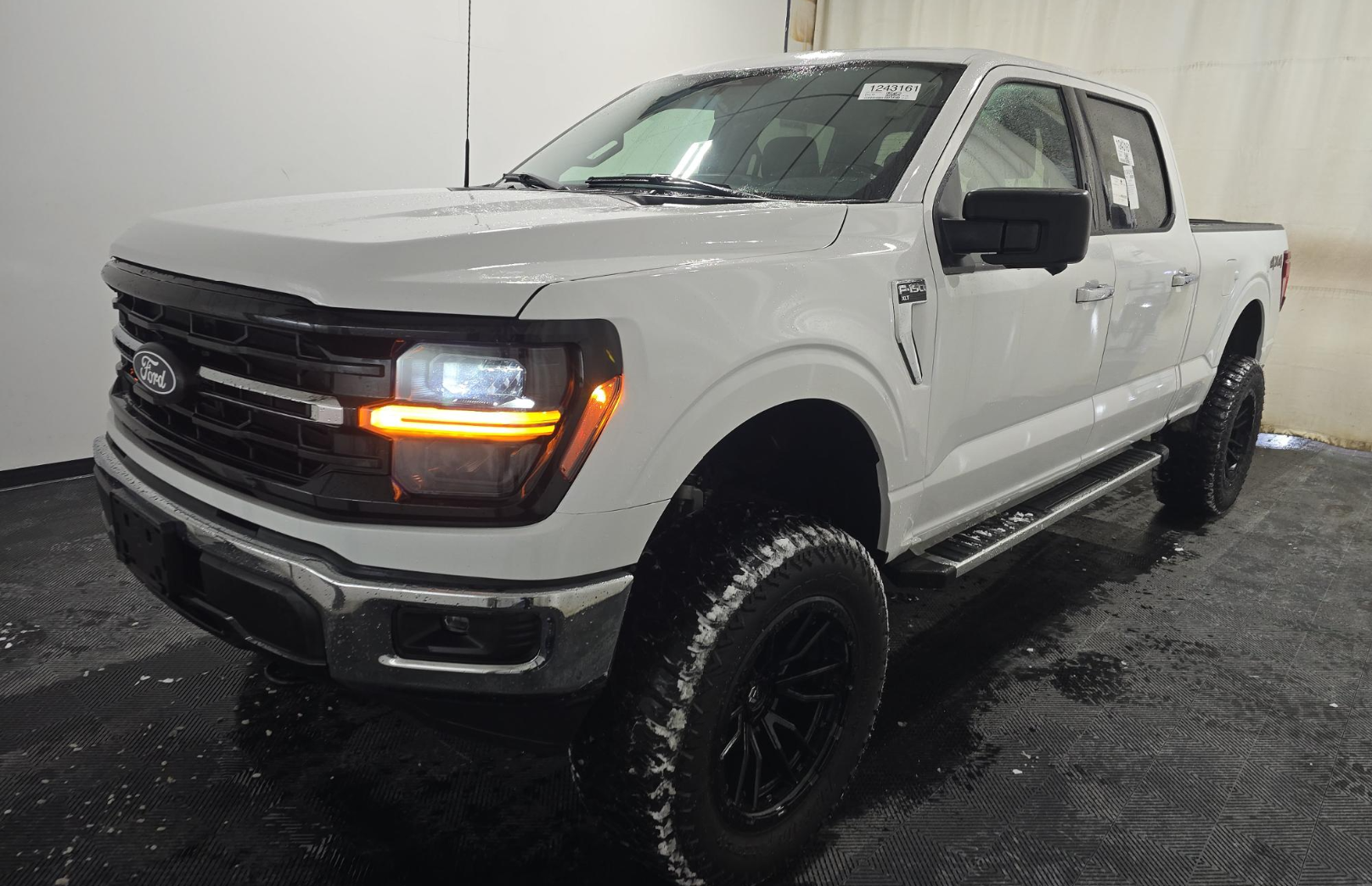 2024 Ford F-150 XLT SuperCrew 4WD