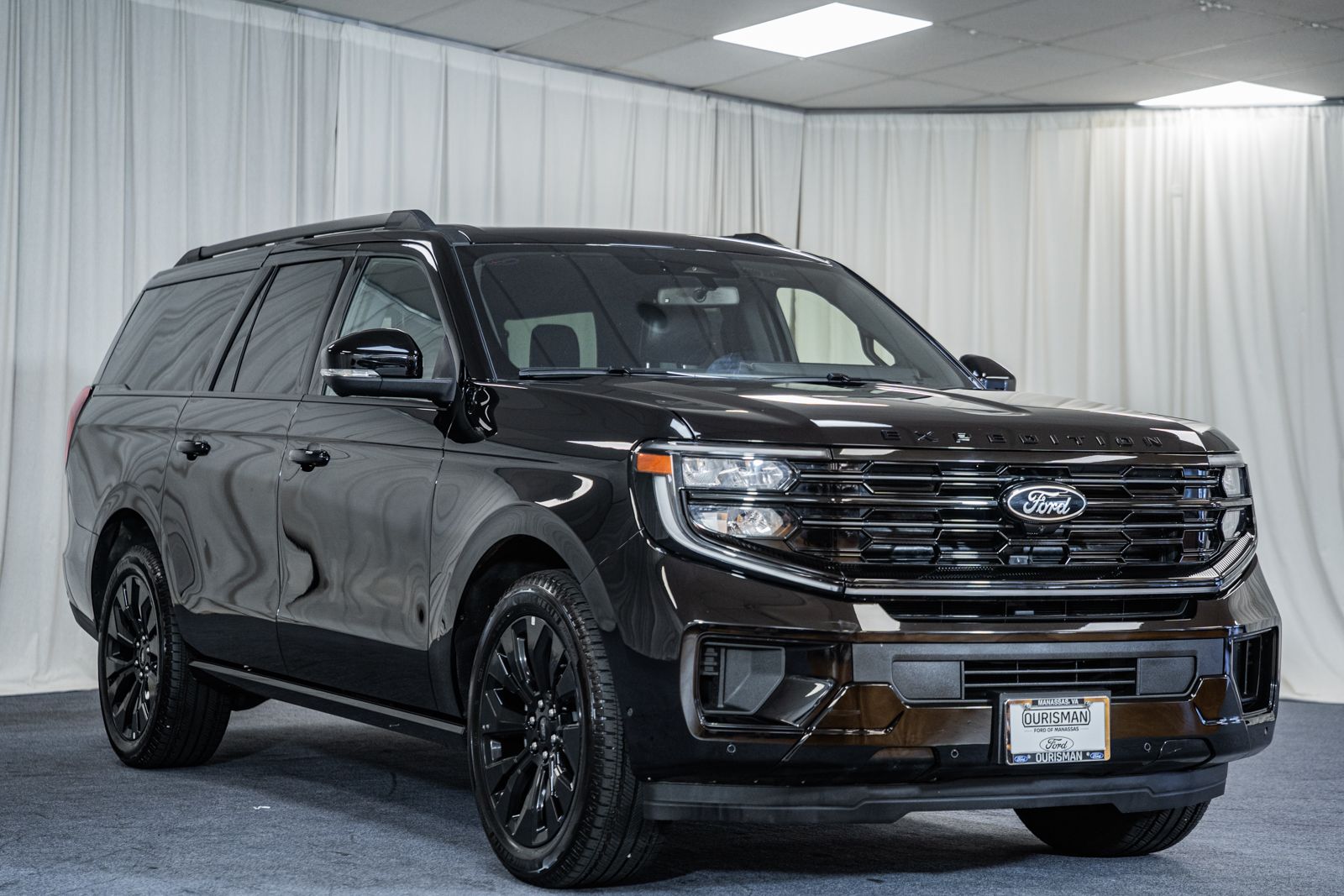 Agate Black Metallic 2025 Ford Expedition SUV / Crossover Four-Wheel Drive Automatic