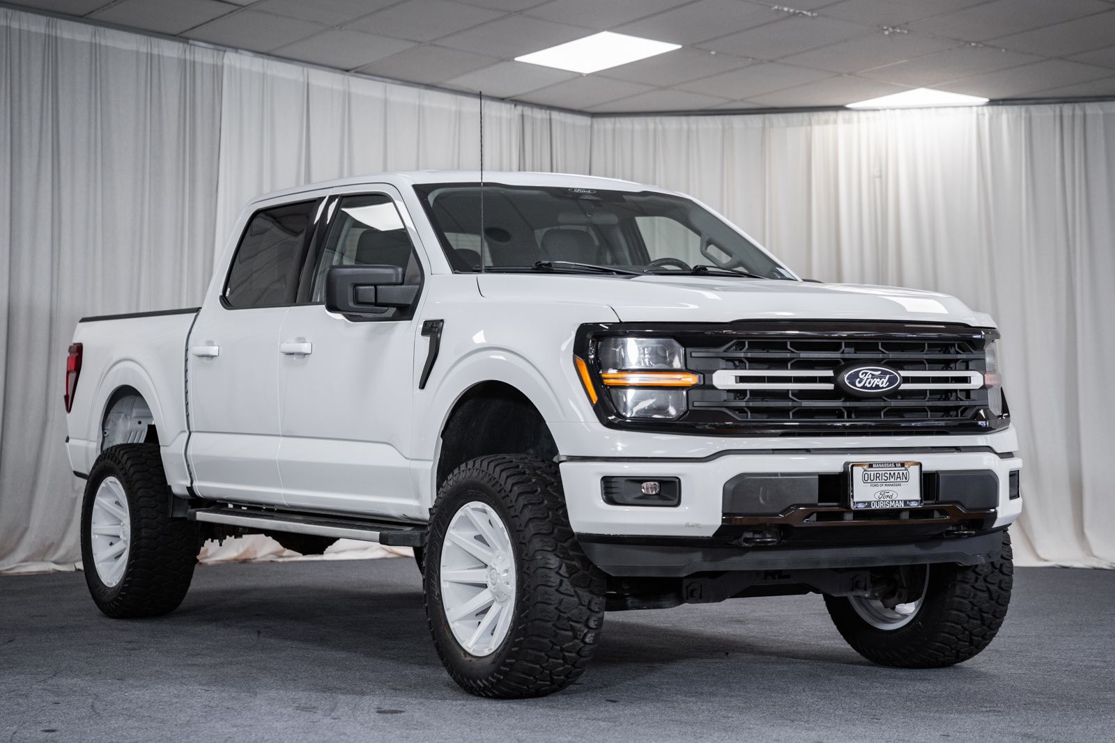 Oxford White 2025 Ford F-150 Pickup Truck Four-Wheel Drive Automatic
