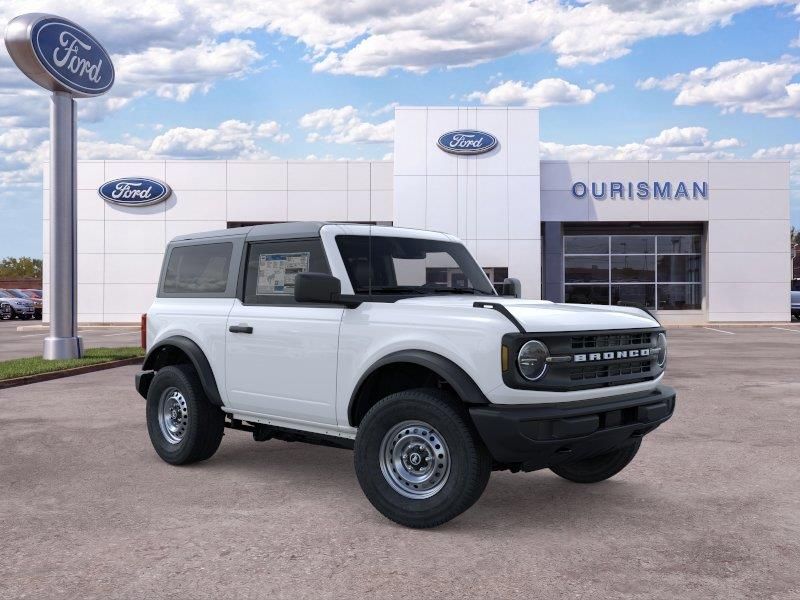 Oxford White 2026 Ford Bronco SUV / Crossover Four-Wheel Drive Automatic