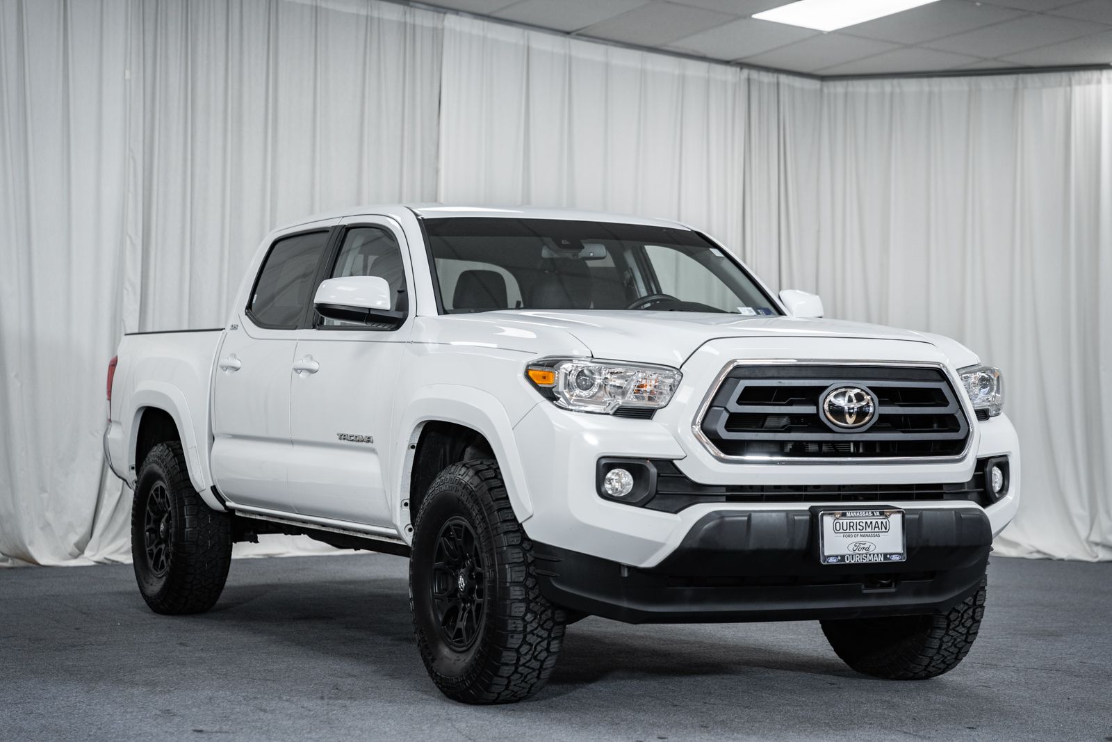 Super White 2020 Toyota Tacoma SR5 V6 Double Cab 4WD Pickup Truck Four-Wheel Drive 6-Speed Automatic
