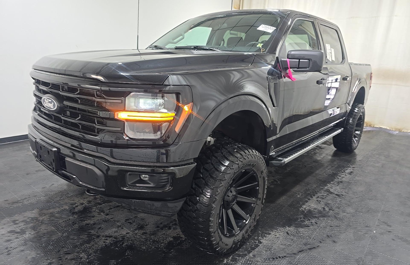 Agate Black Metallic 2025 Ford F-150 Pickup Truck Four-Wheel Drive Automatic