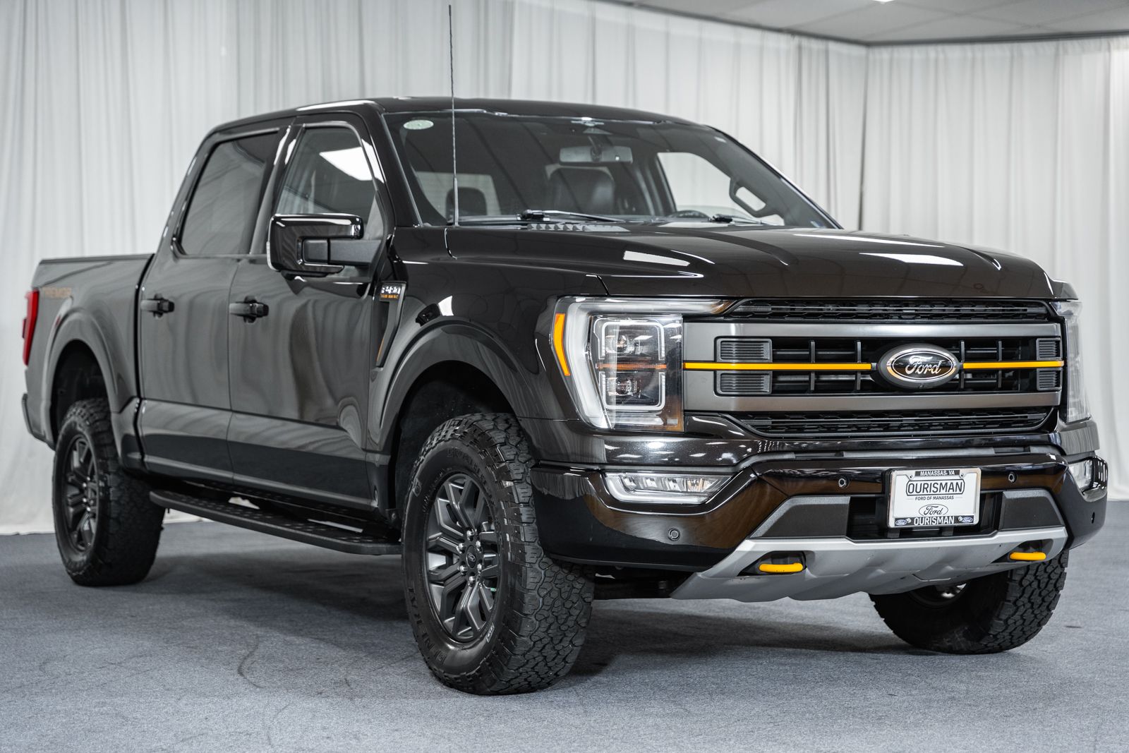 Agate Black Metallic 2023 Ford F-150 Pickup Truck Four-Wheel Drive Automatic
