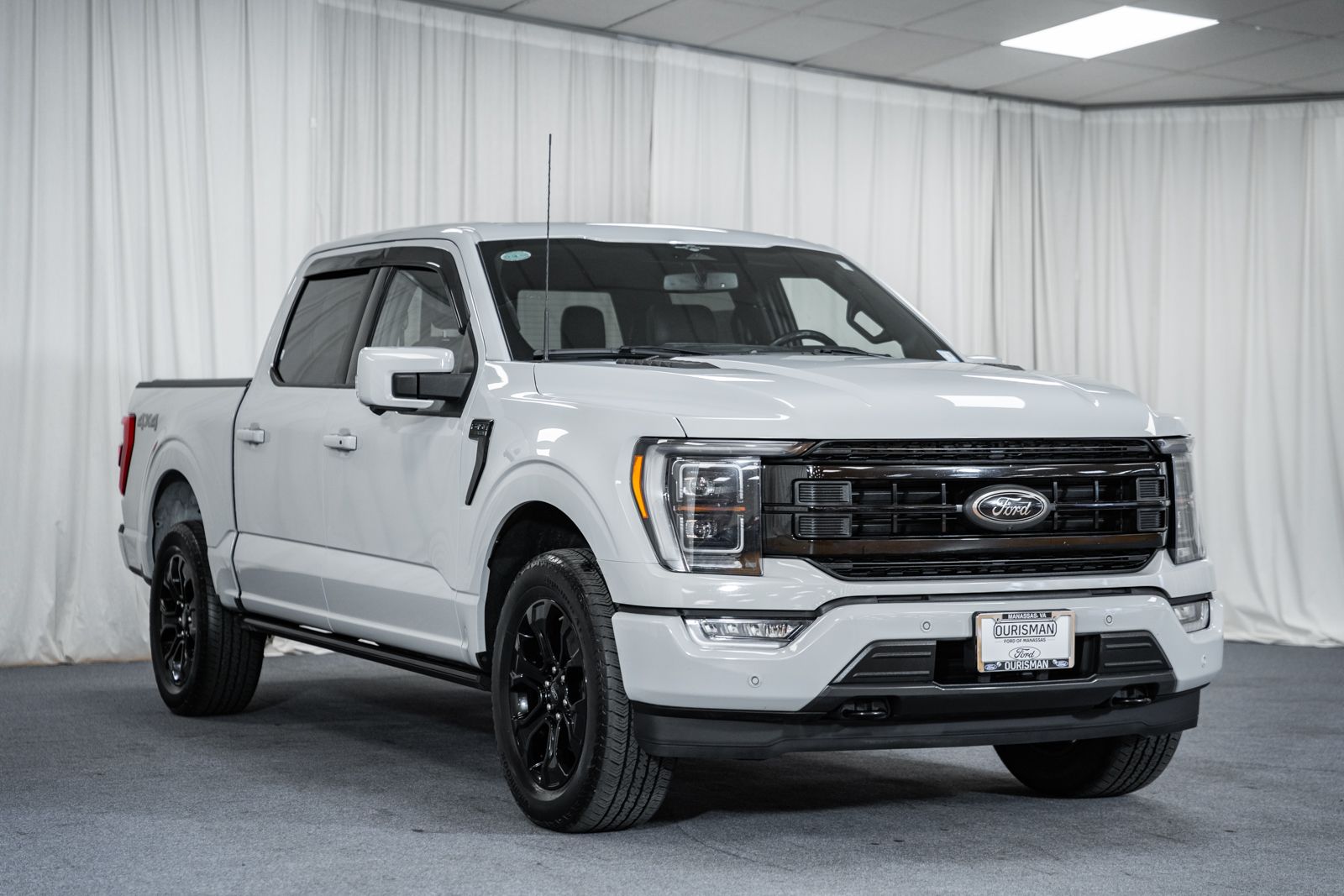 2023 Ford F-150 Lariat SuperCrew 4WD