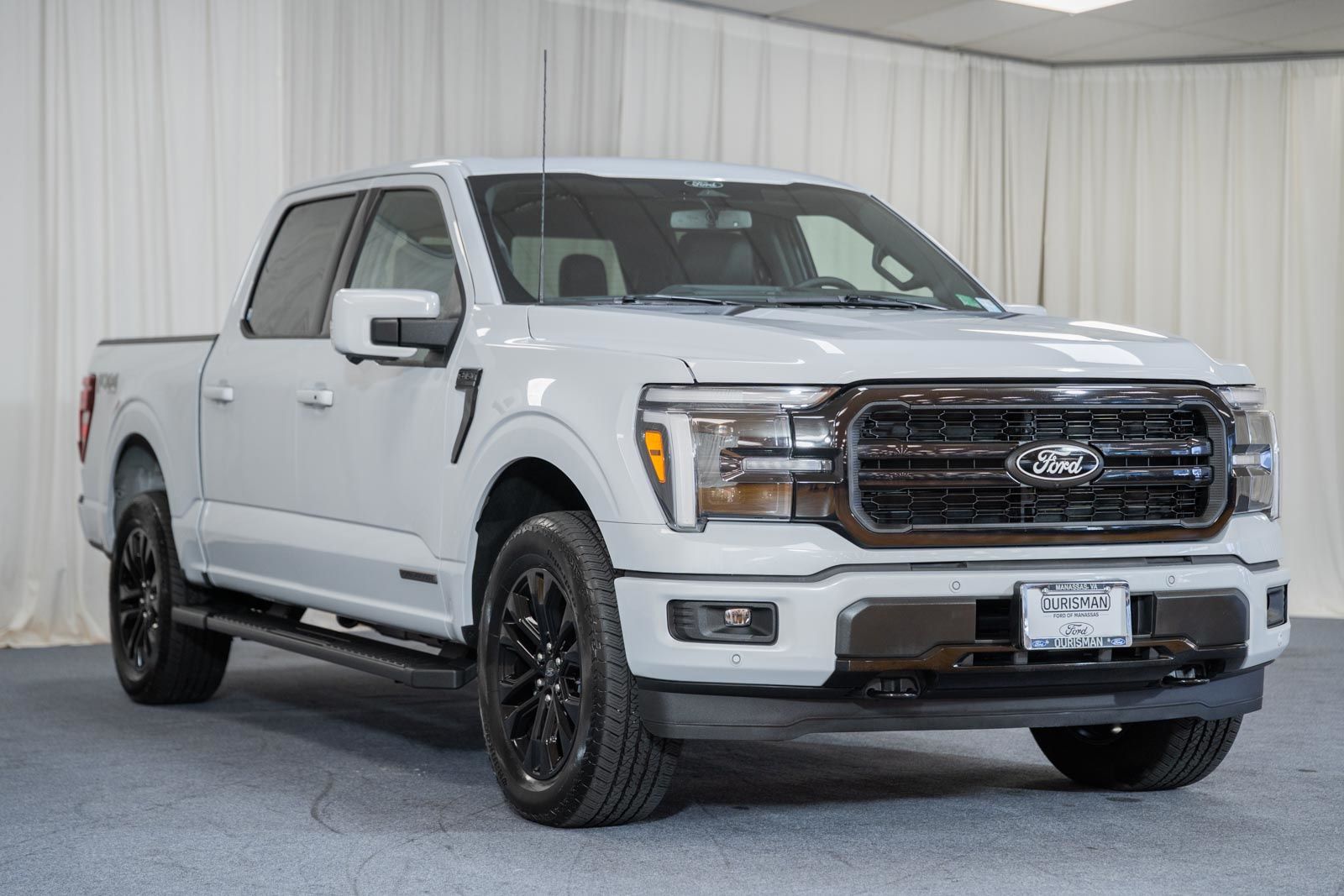 Space White Metallic 2025 Ford F-150 Pickup Truck Four-Wheel Drive Automatic