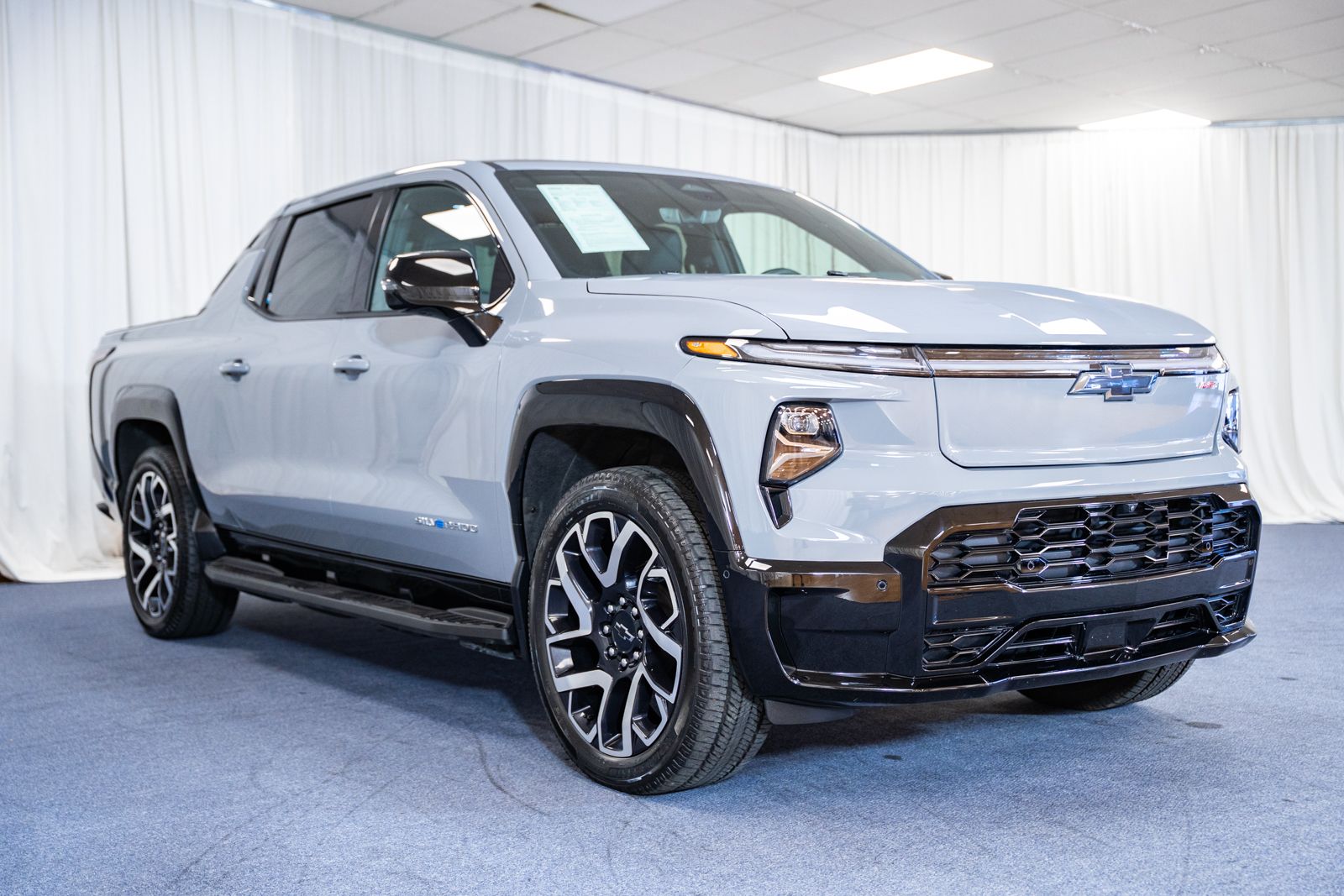 2025 Chevrolet Silverado EV RST Crew Cab (Extended Range) e4WD