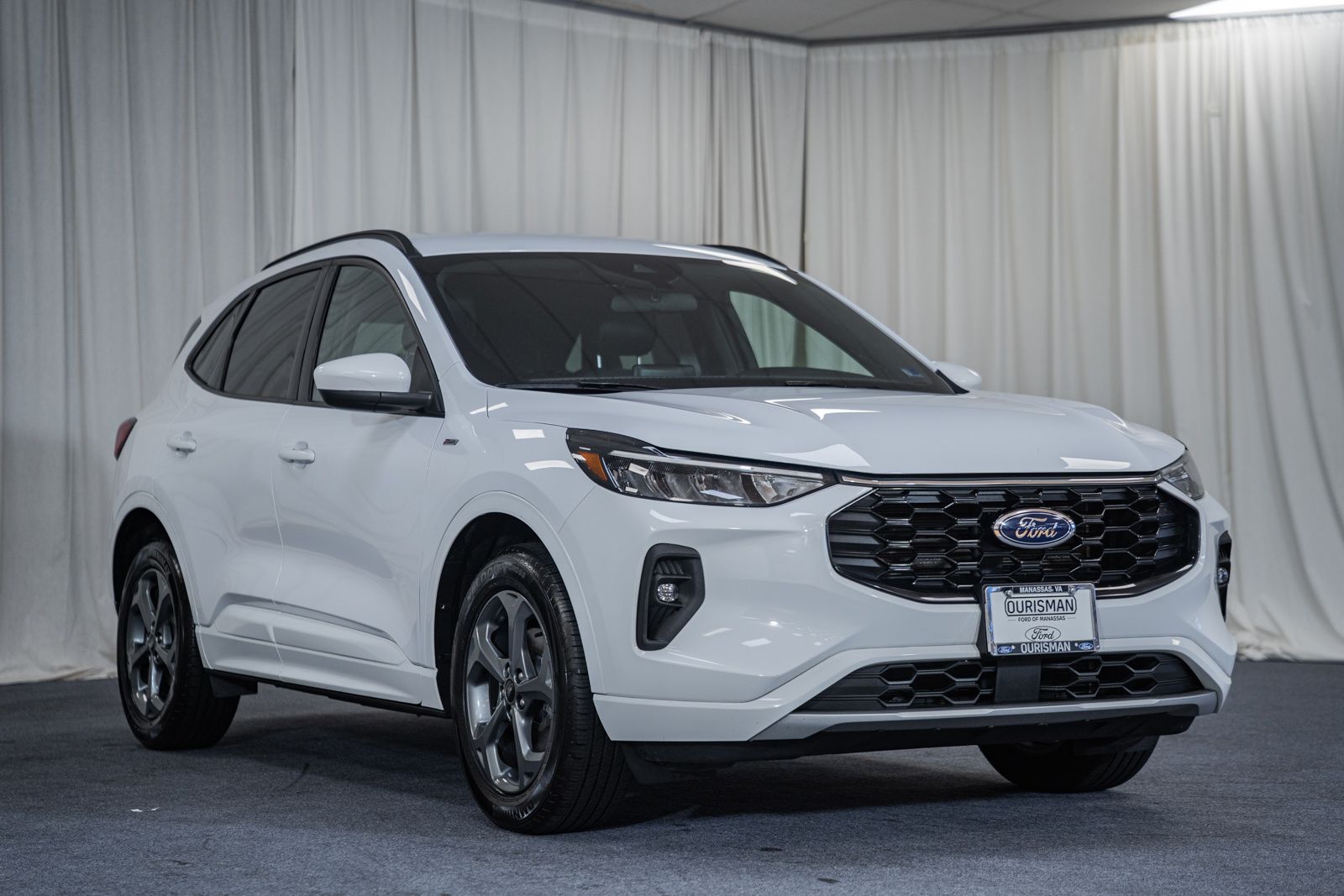Oxford White 2023 Ford Escape Hybrid SUV / Crossover All-Wheel Drive Continuously Variable Transmission