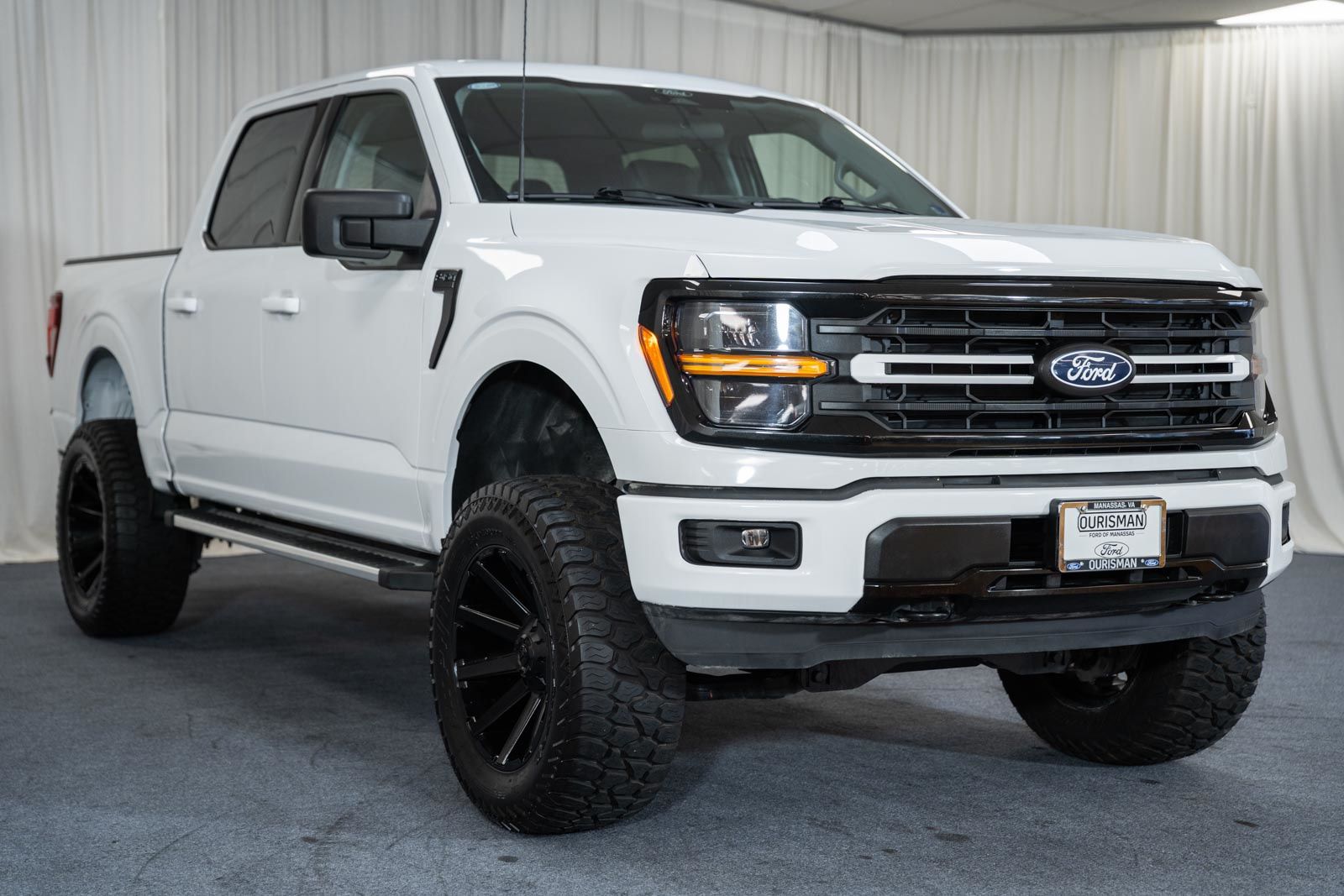 Oxford White 2025 Ford F-150 Pickup Truck Four-Wheel Drive Automatic