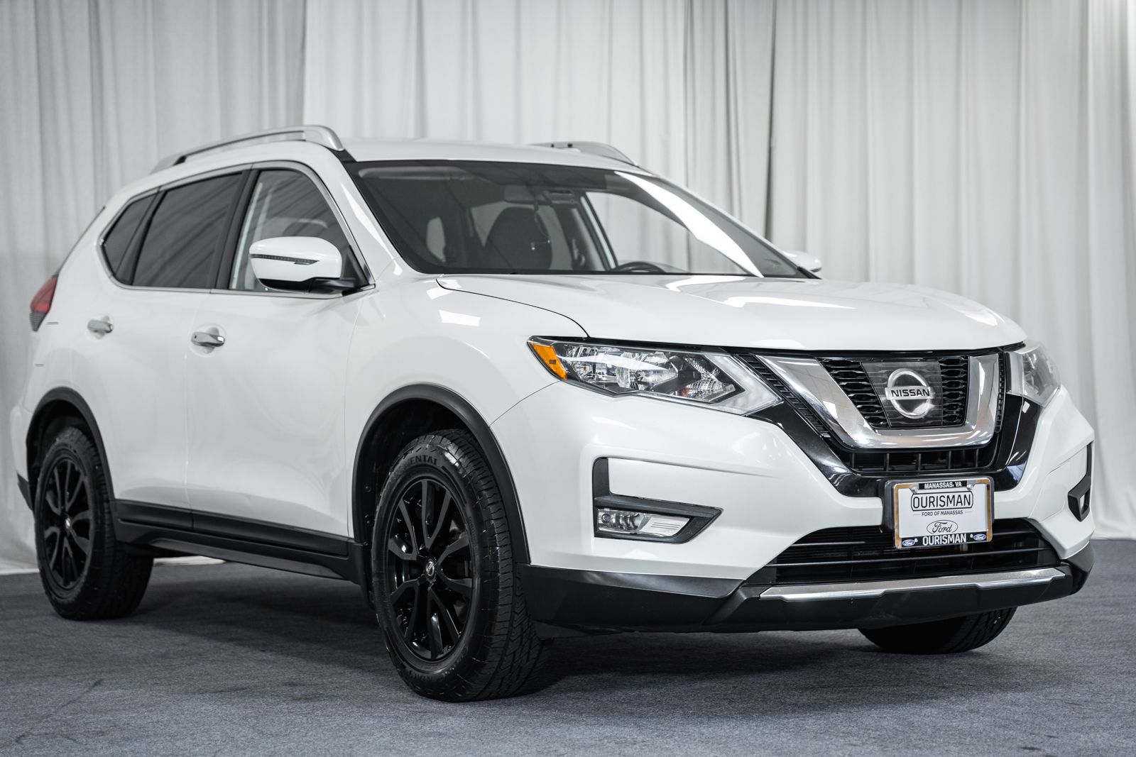 Pearl White 2017 Nissan Rogue SUV / Crossover All-Wheel Drive Continuously Variable Transmission