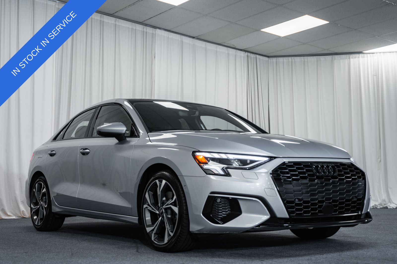 Florett Silver Metallic 2023 Audi A3 40 TFSI Premium FWD Sedan Front-Wheel Drive 7-Speed Automatic