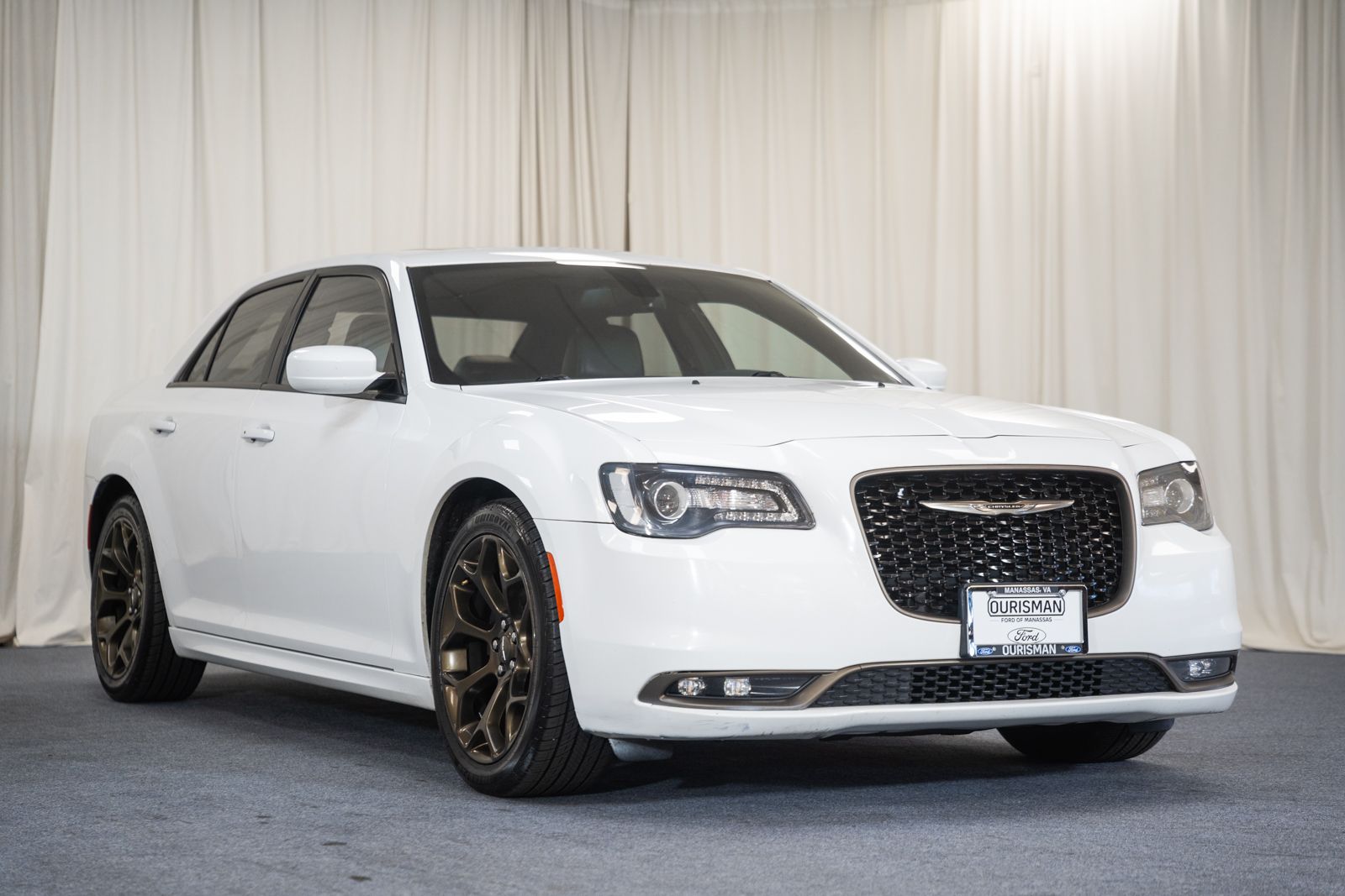 Bright White Clearcoat 2016 Chrysler 300 S RWD Sedan Rear-Wheel Drive 8-Speed Automatic