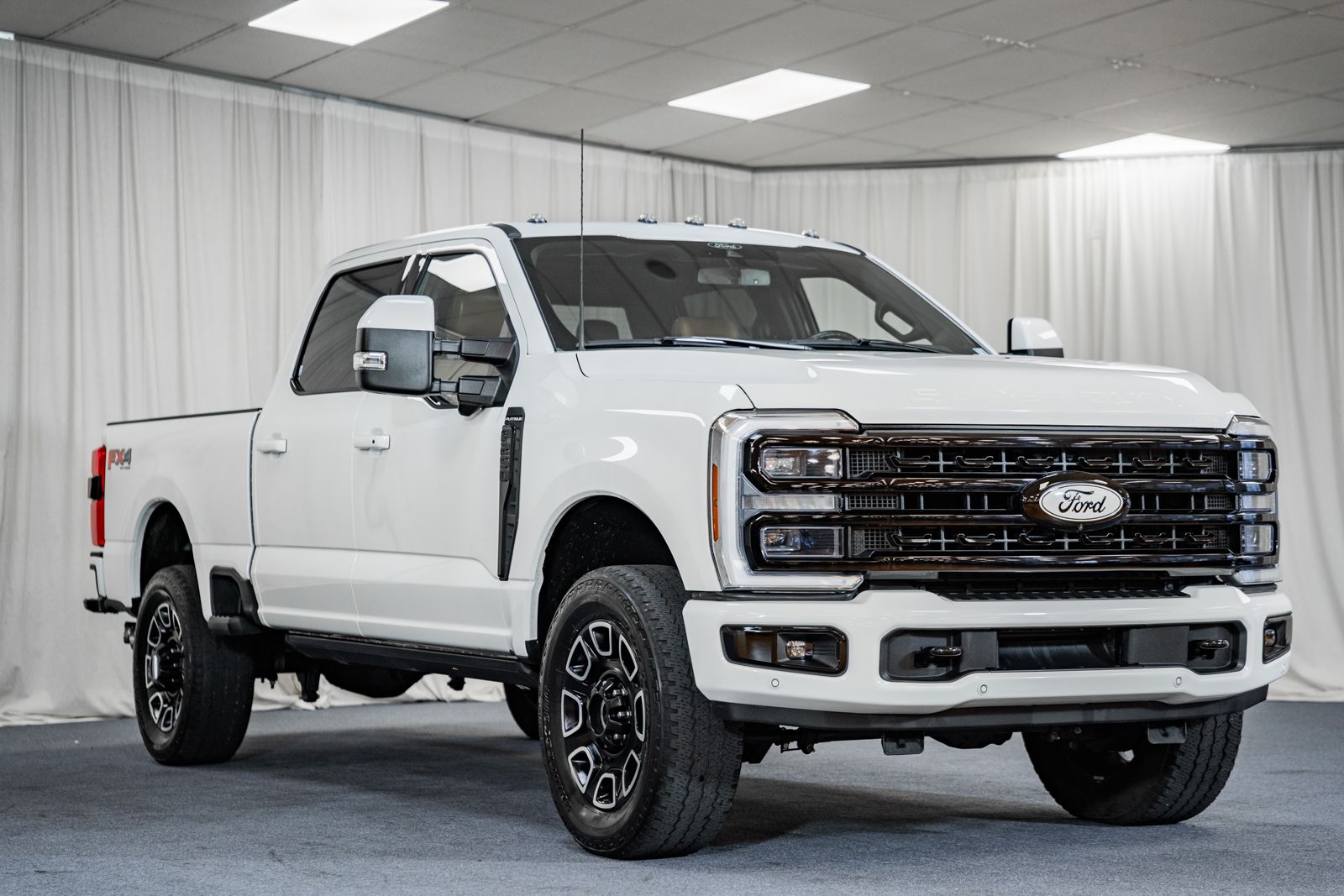 2024 Ford F-250 Super Duty Platinum Crew Cab 4WD