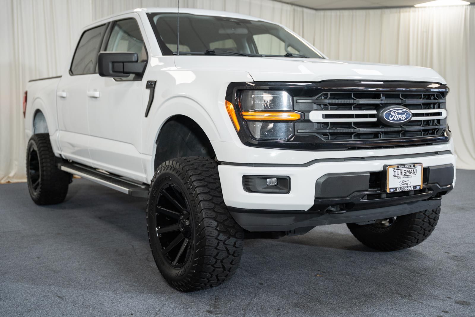 Oxford White 2025 Ford F-150 Pickup Truck Four-Wheel Drive Automatic