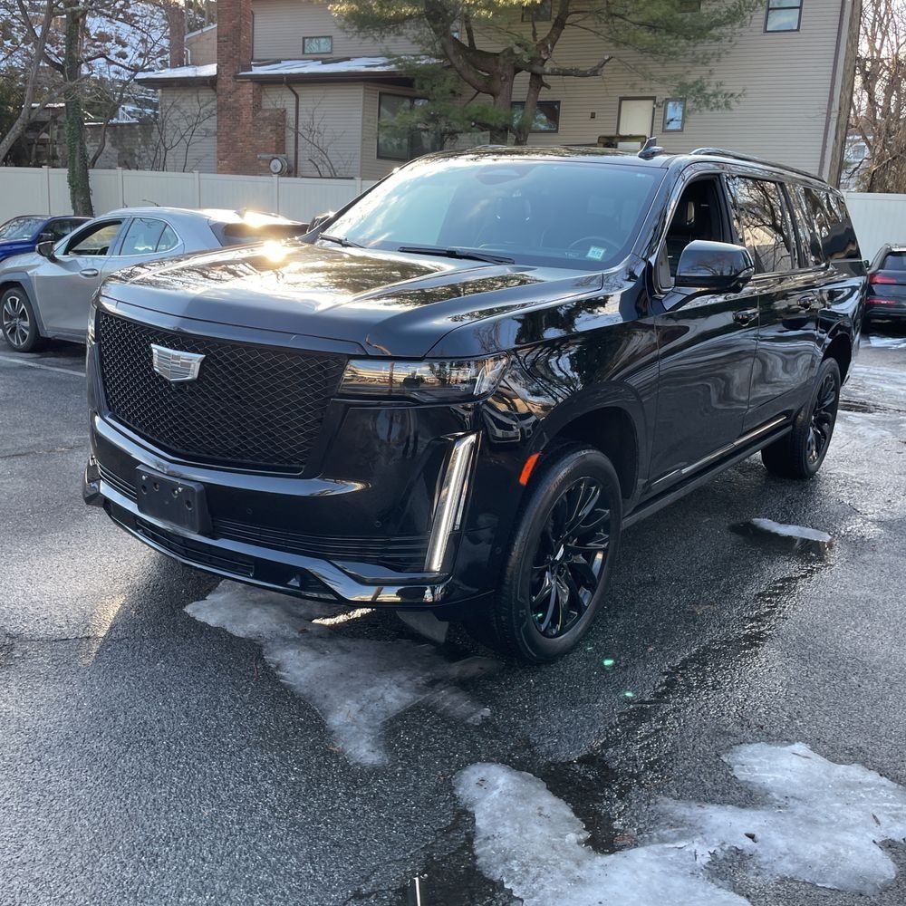 2022 Cadillac Escalade ESV Sport Platinum 4WD