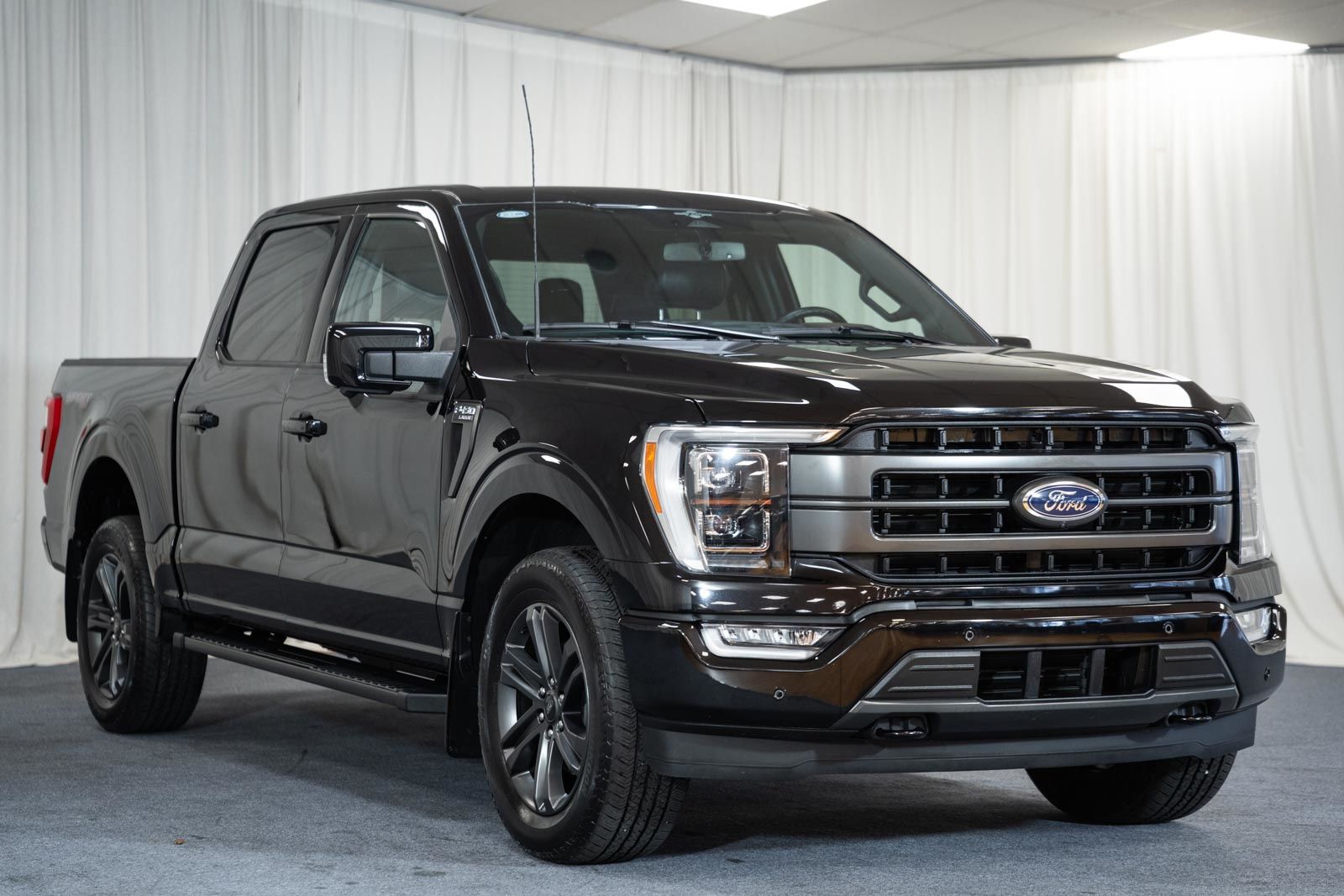 Agate Black Metallic 2023 Ford F-150 Pickup Truck Four-Wheel Drive Automatic