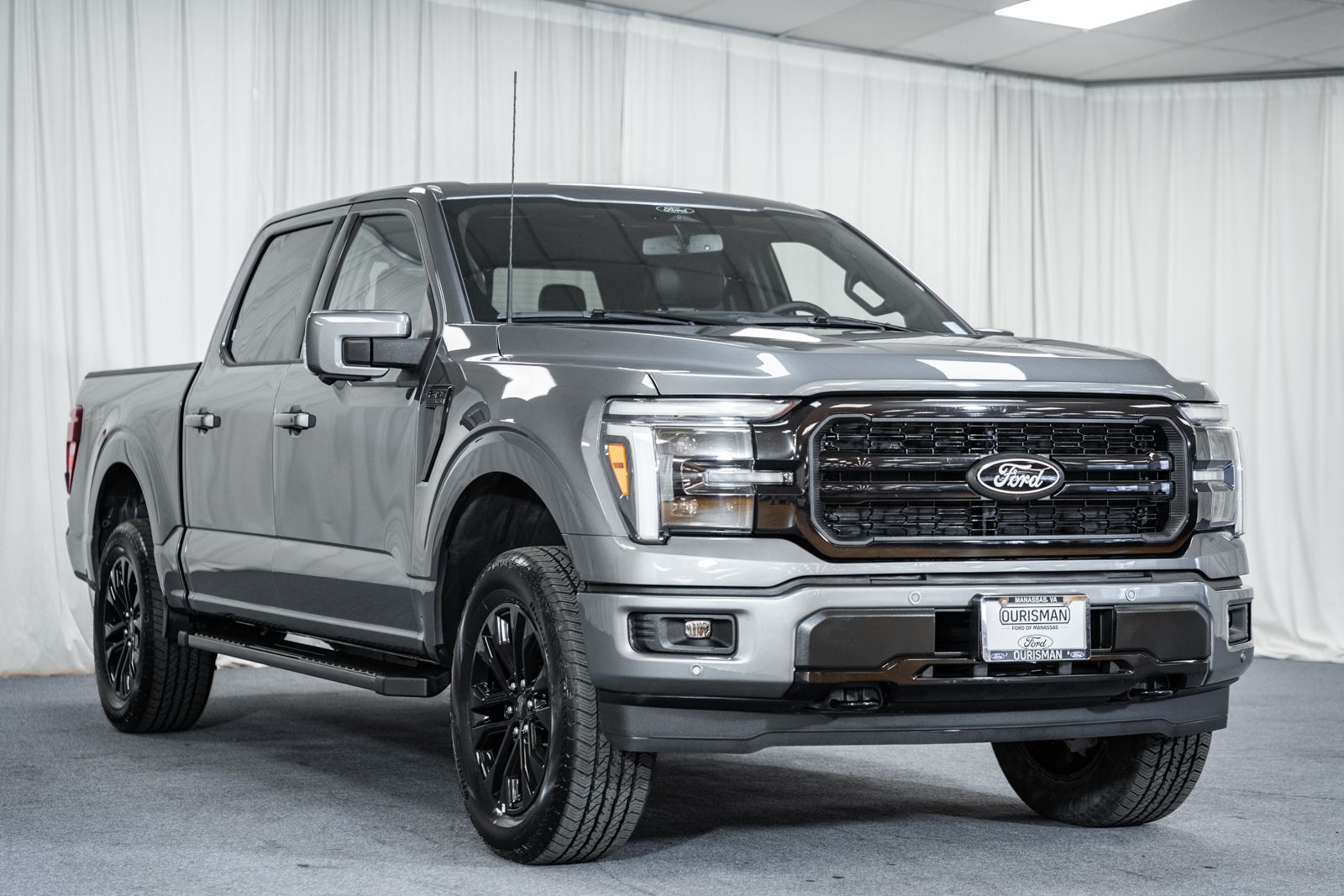 2025 Ford F-150 Lariat SuperCrew 4WD