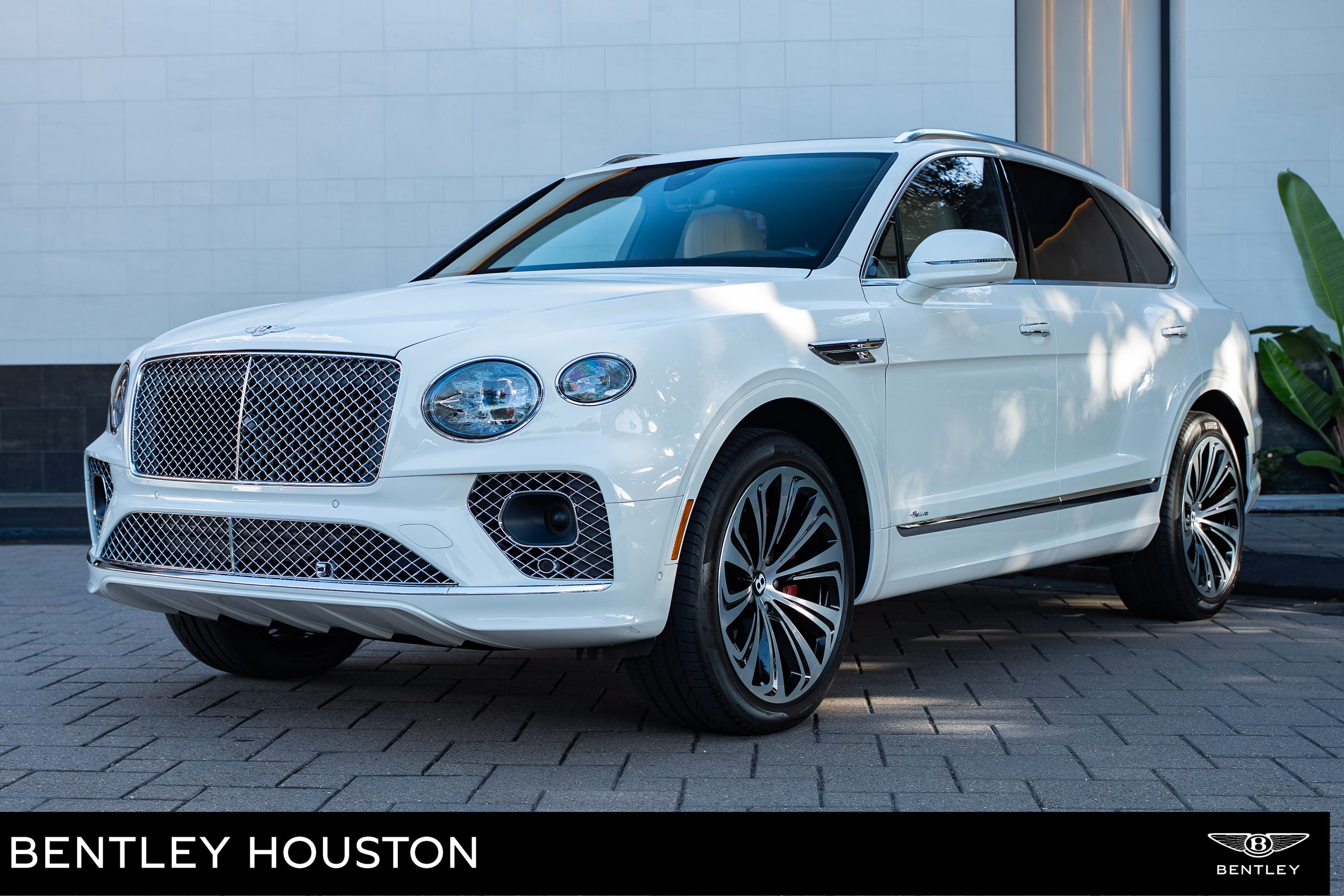 /2023 Bentley Bentayga