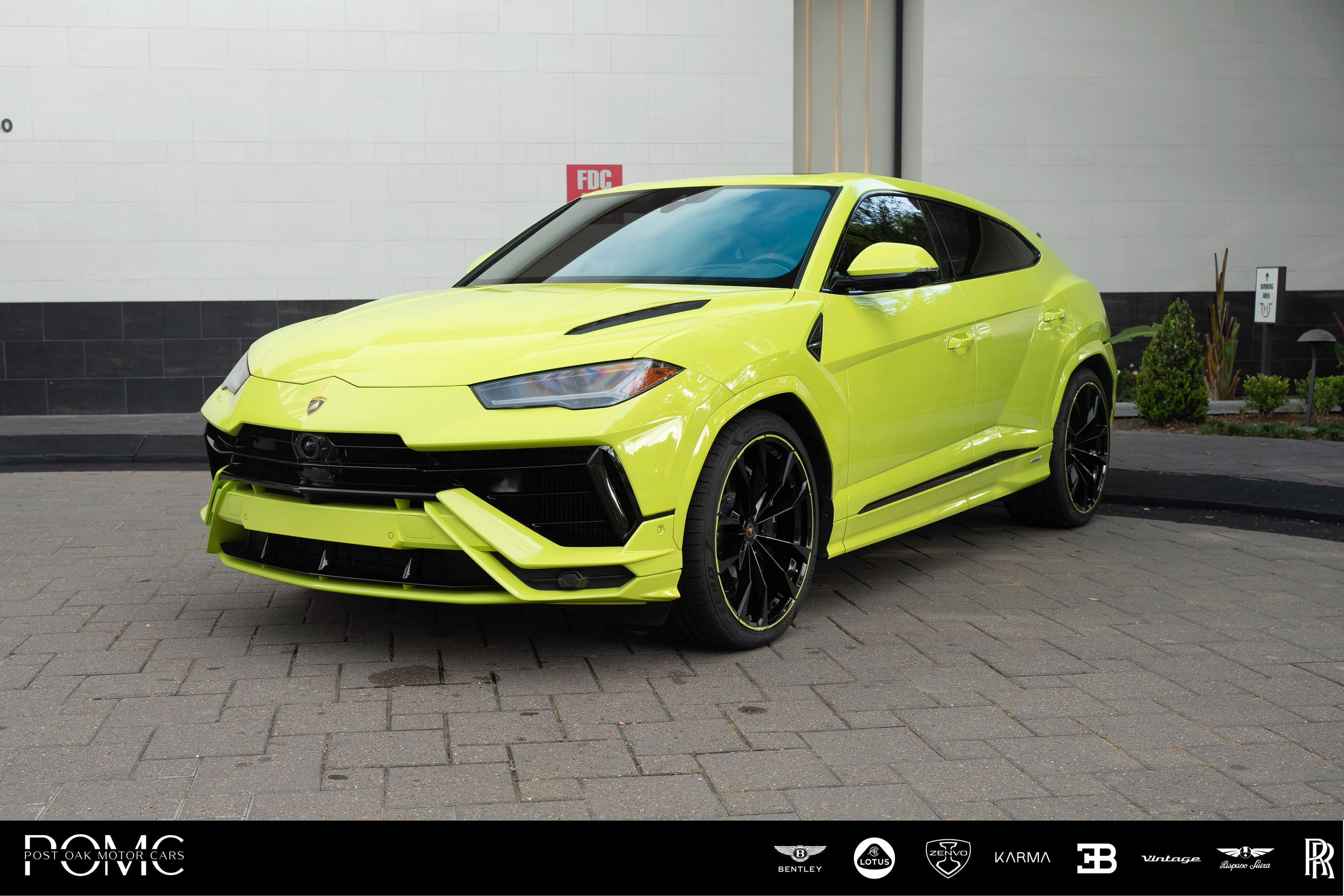 2023 Lamborghini Urus 4.0 V8 S's photo