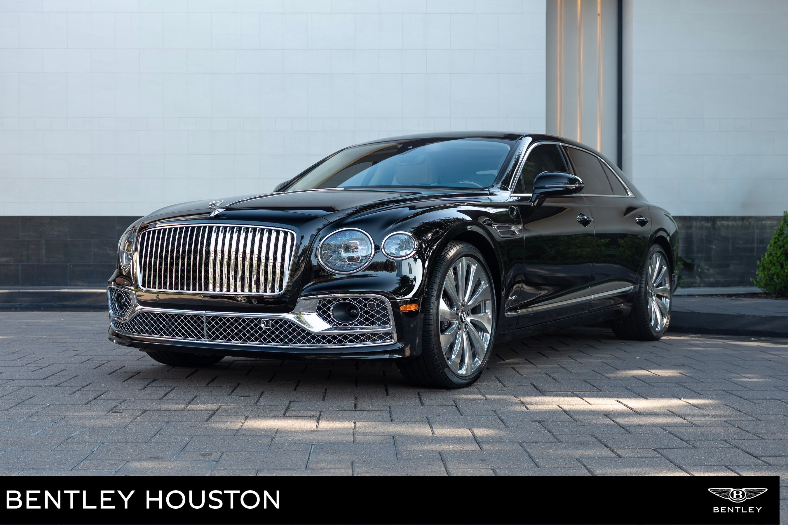 2022 Bentley Flying Spur's photo