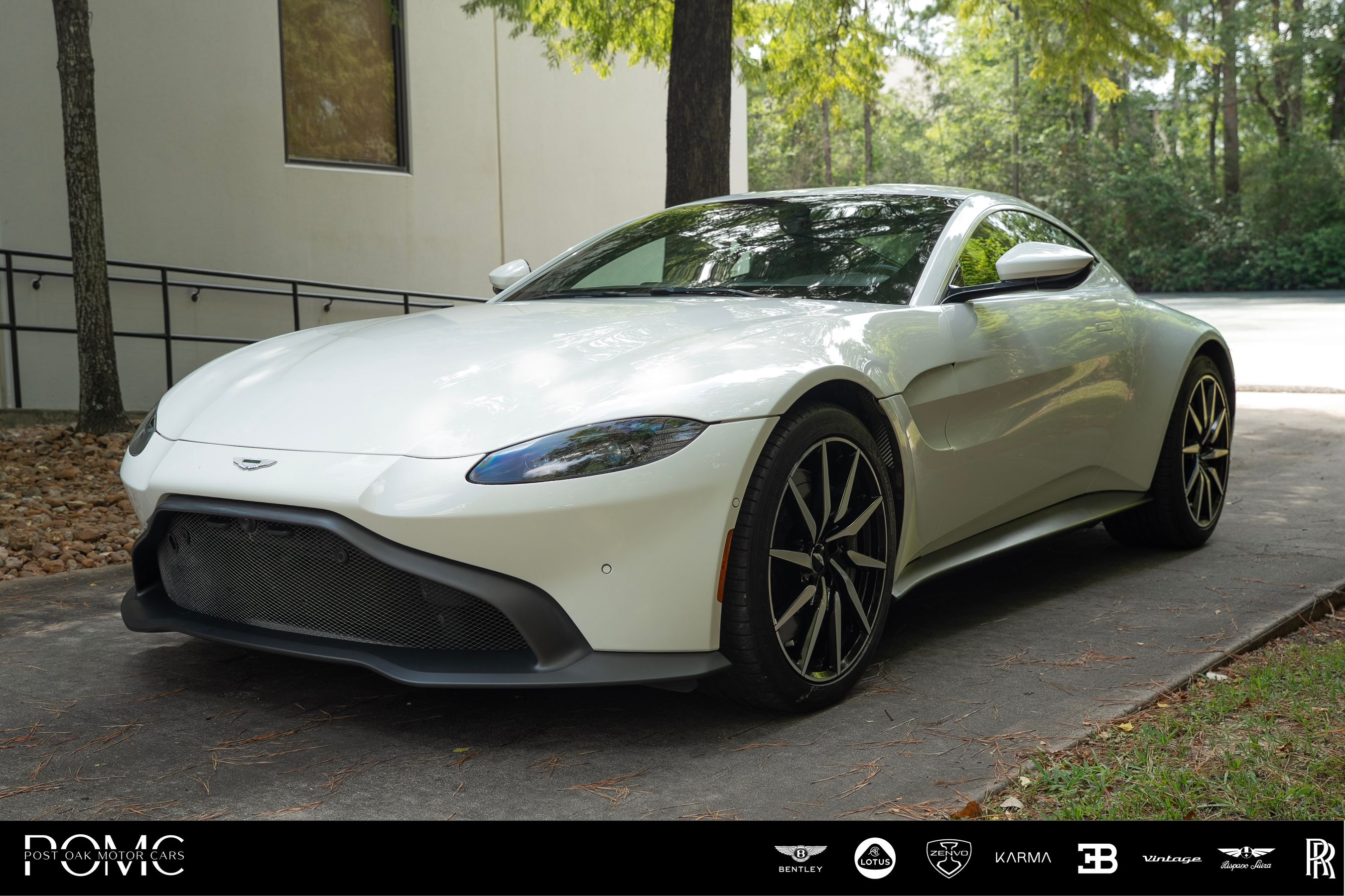 2019 Aston Martin Vantage RWD