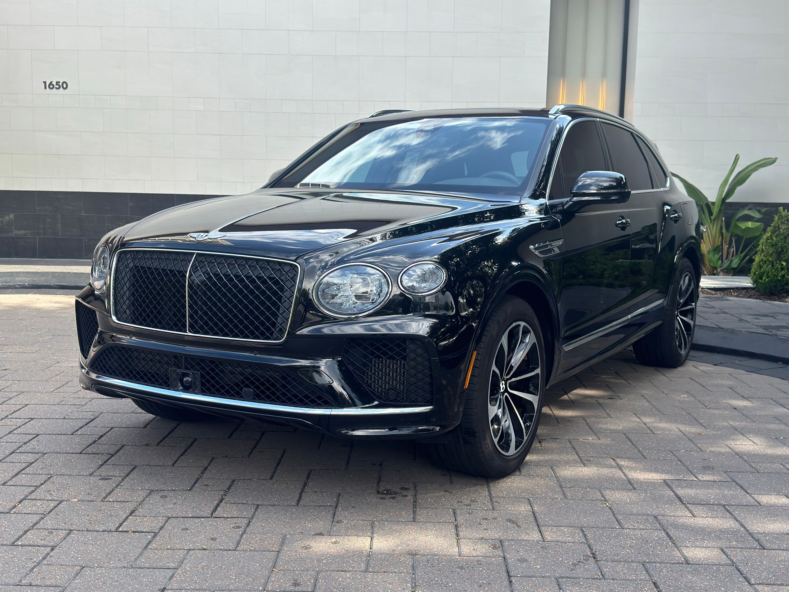 2024 Bentley Bentayga's photo