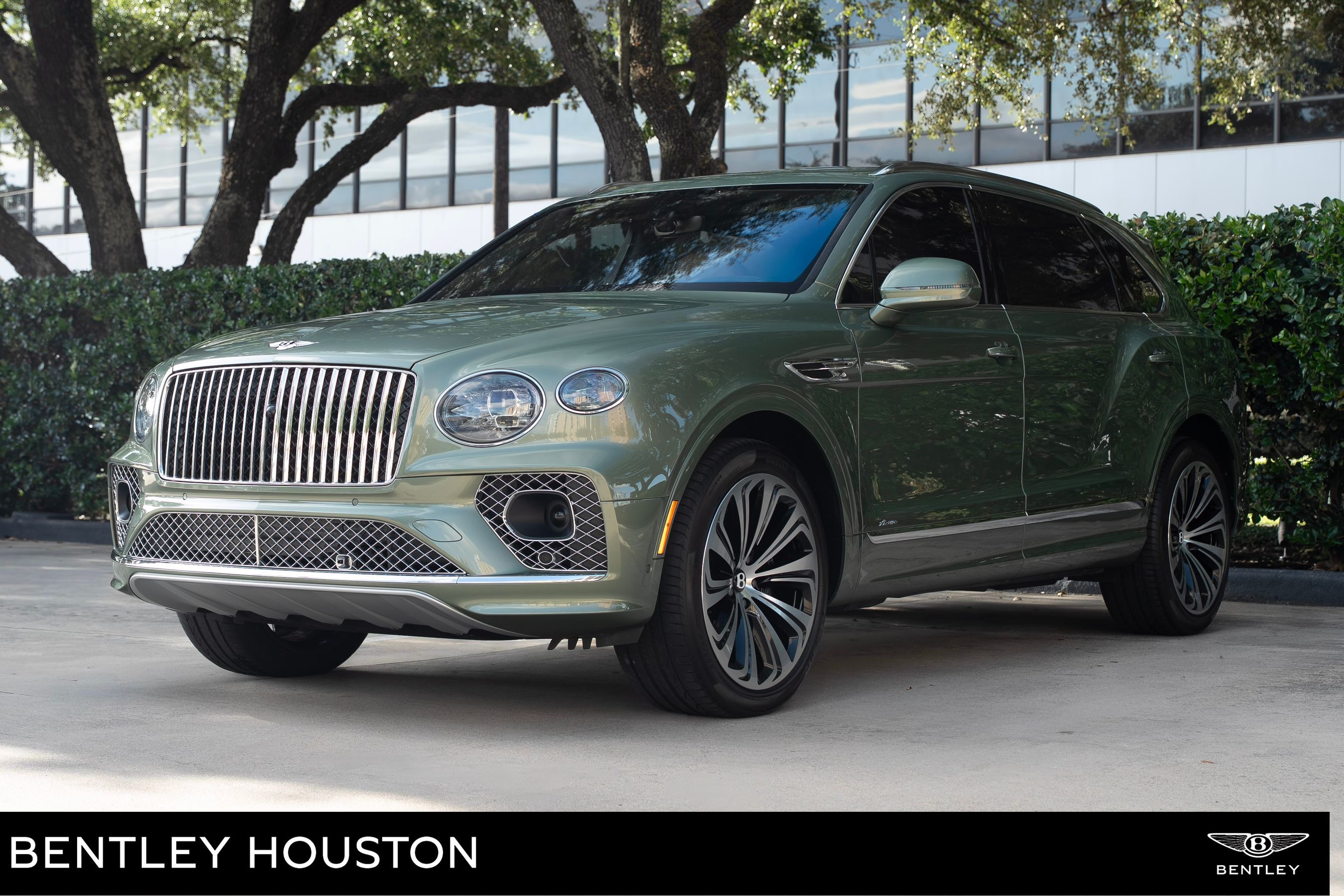 /2023 Bentley Bentayga-EWB