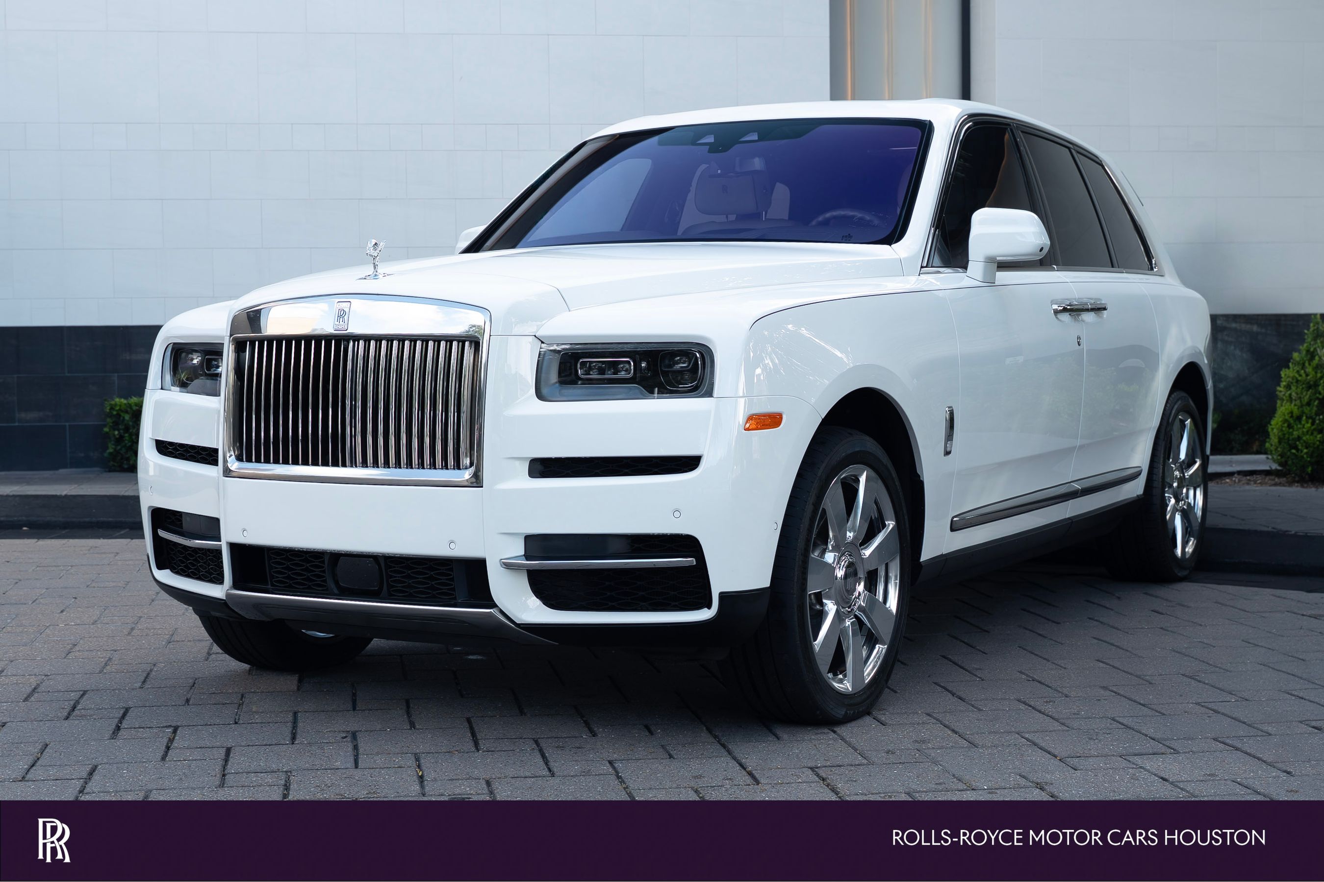 2024 Rolls-Royce Cullinan -'s photo