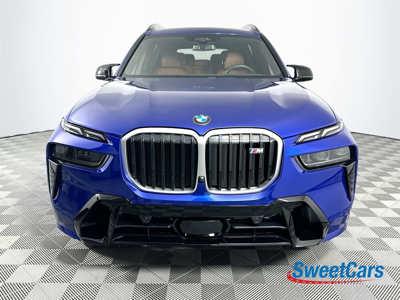 2025 BMW X7 M60i's photo