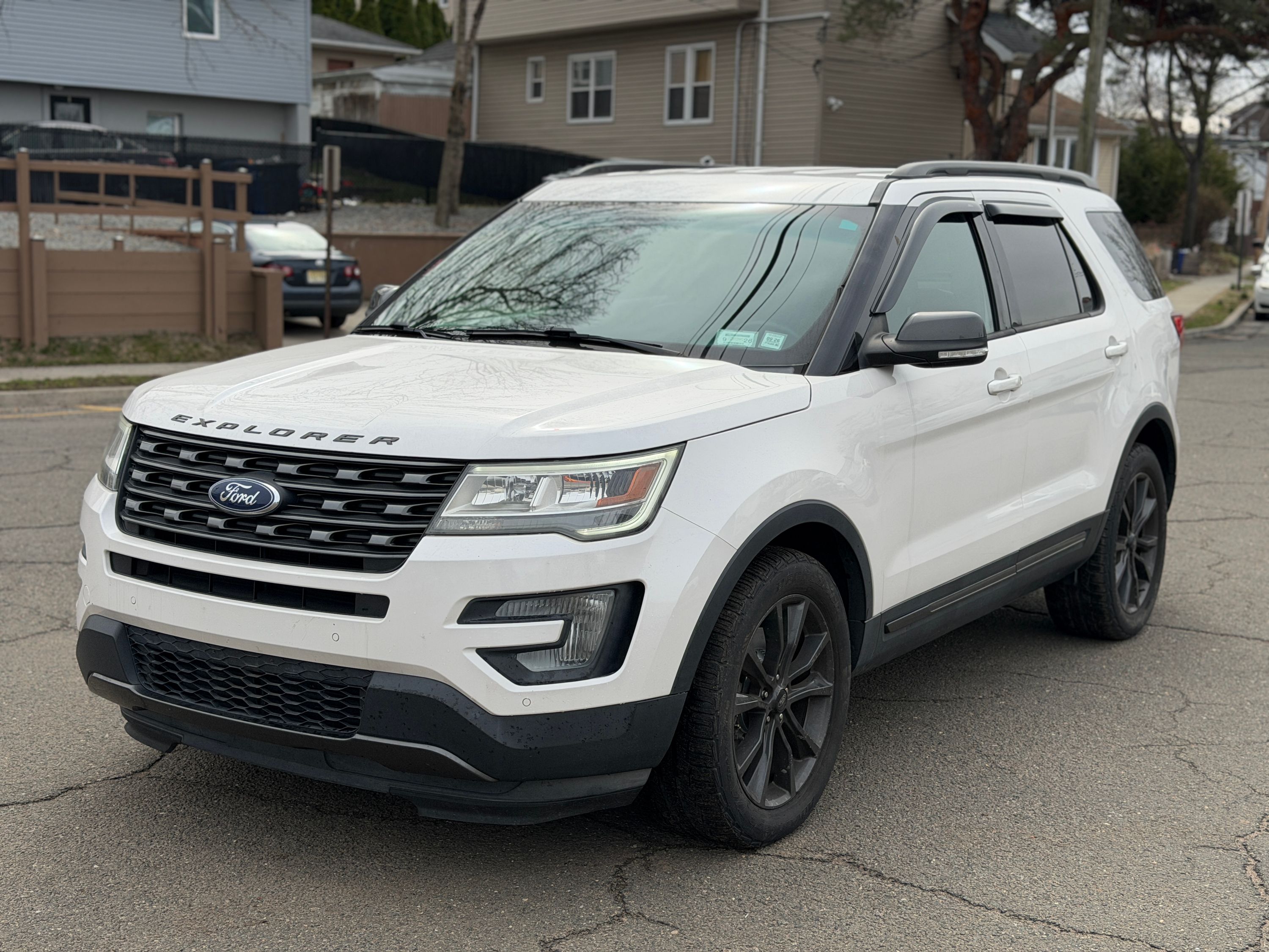 2017 Ford Explorer XLT AWD