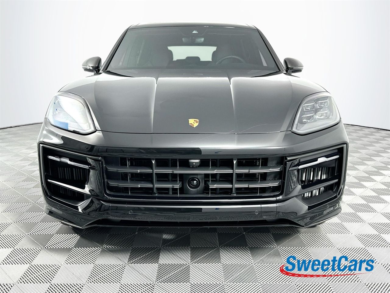 2026 Porsche Cayenne GTS's photo