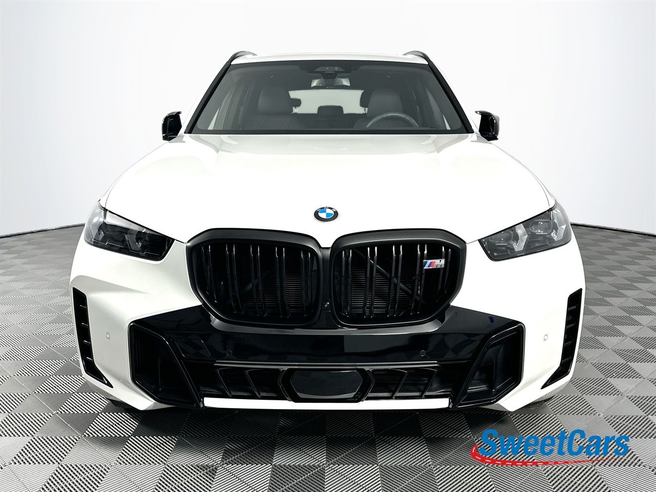 2025 BMW X5 M60i's photo