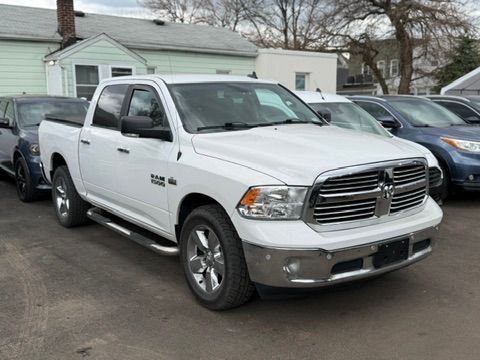 Bright White Clearcoat 2018 RAM 1500 Big Horn Crew Cab 4WD Pickup Truck Four-Wheel Drive 8-Speed Automatic